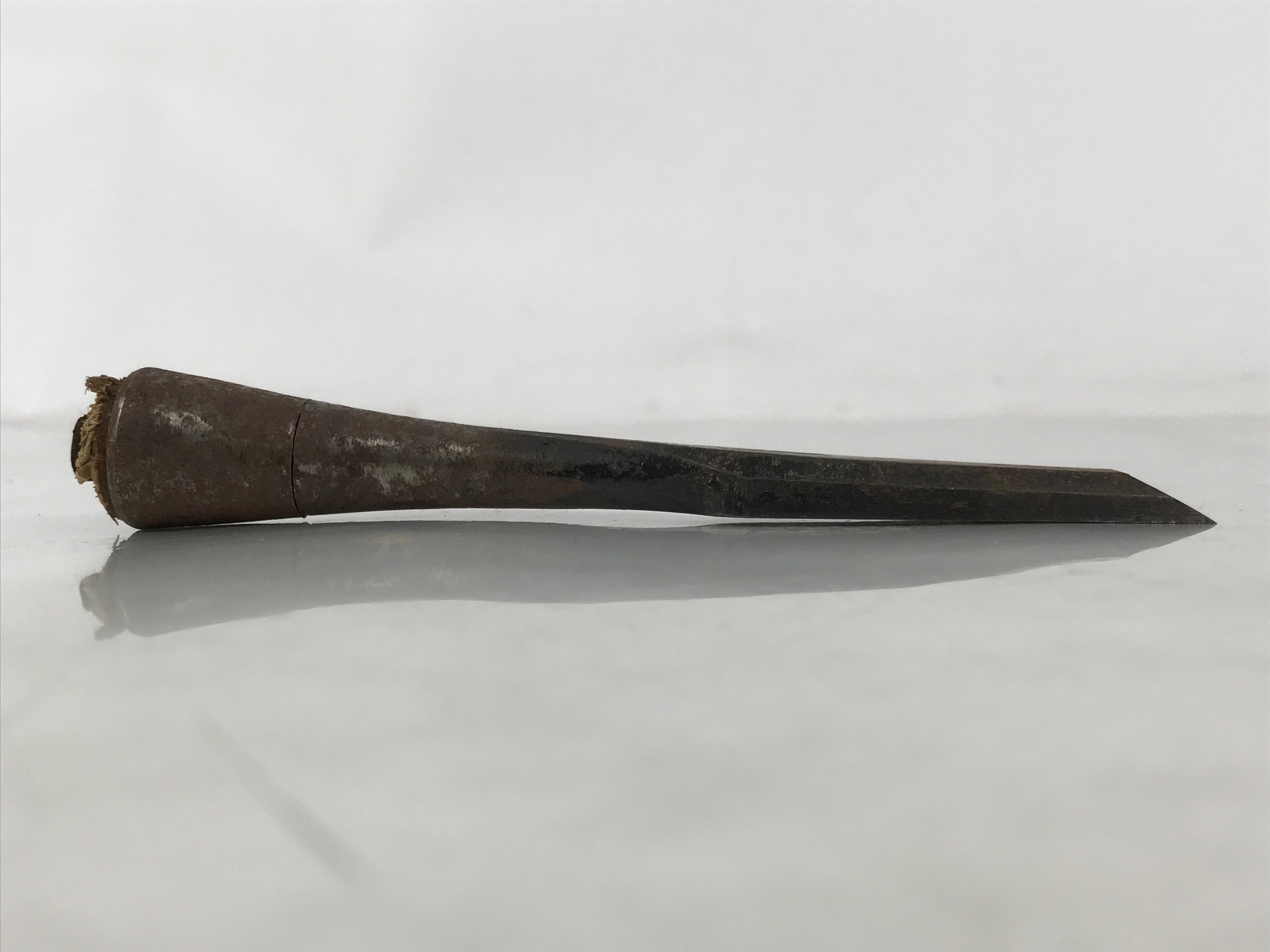 Japanese Chisel Nomi Carpentry Vtg Woodworking Tool 12.7 cm Blade 12 mm T305