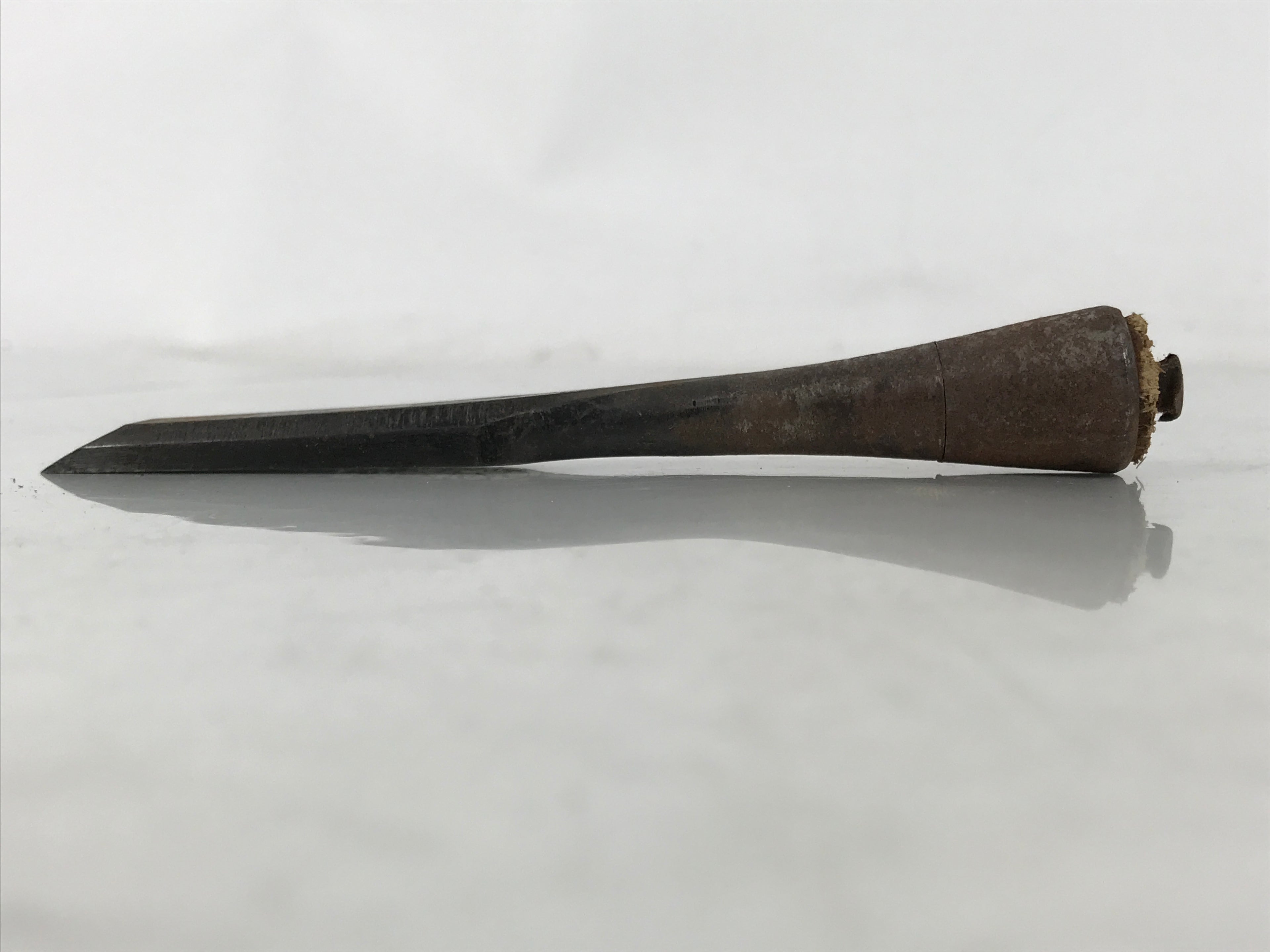 Japanese Chisel Nomi Carpentry Vtg Woodworking Tool 12.7 cm Blade 12 mm T305