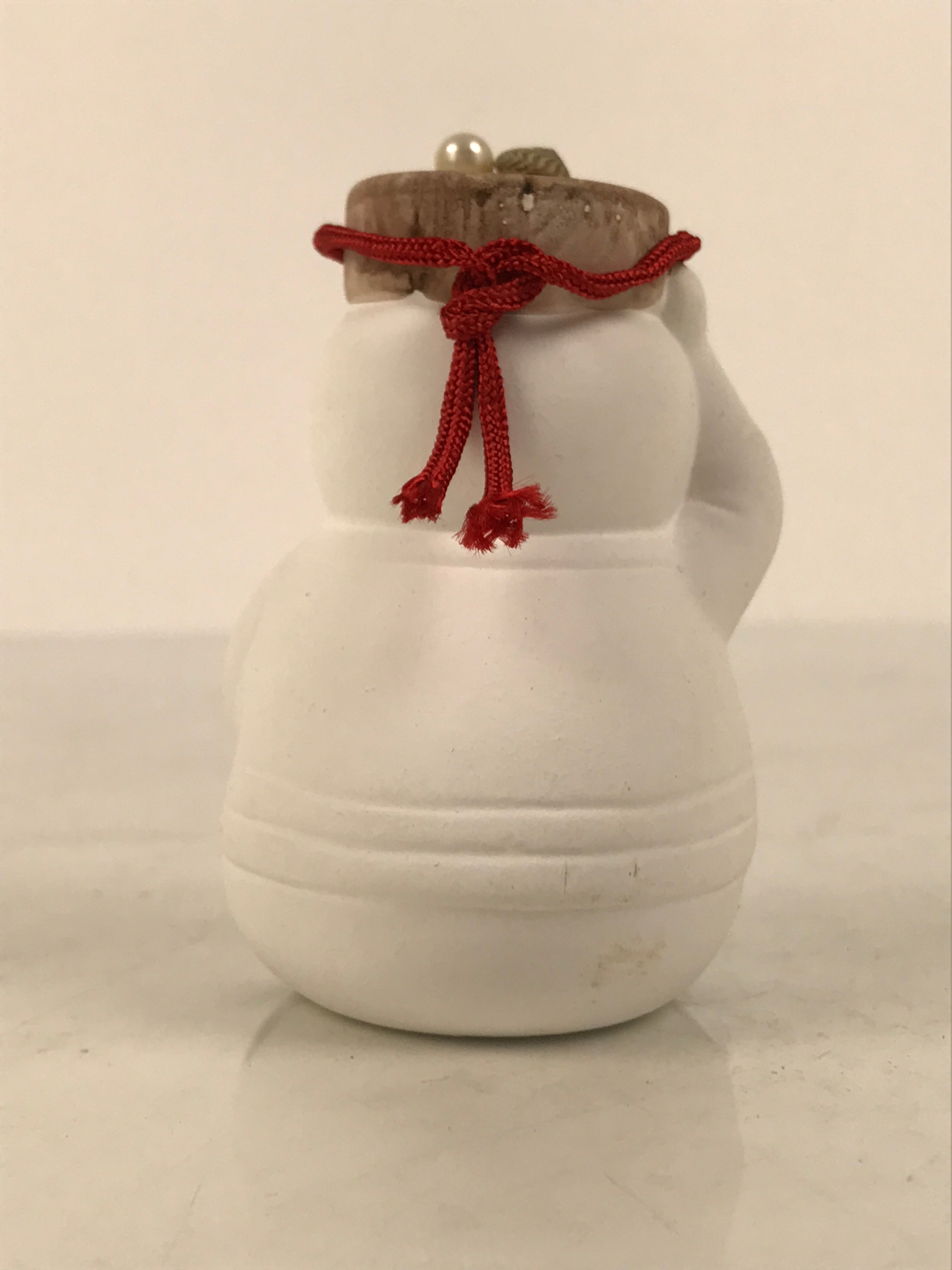Japanese Clay Bell Dorei Ama Pearl Diver Woman Vtg Tsuchi-Suzu Toba White DR680