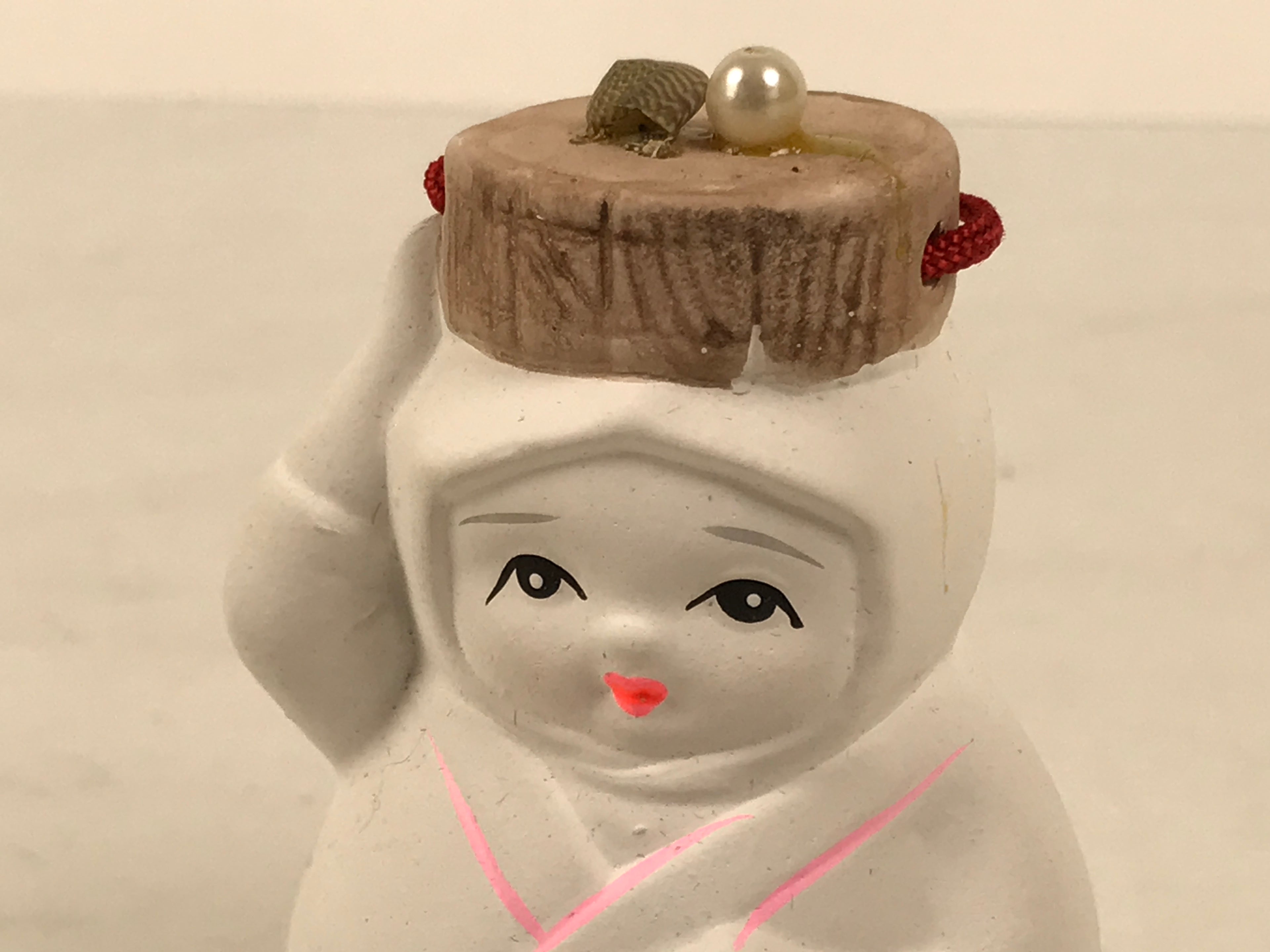 Japanese Clay Bell Dorei Ama Pearl Diver Woman Vtg Tsuchi-Suzu Toba White DR680