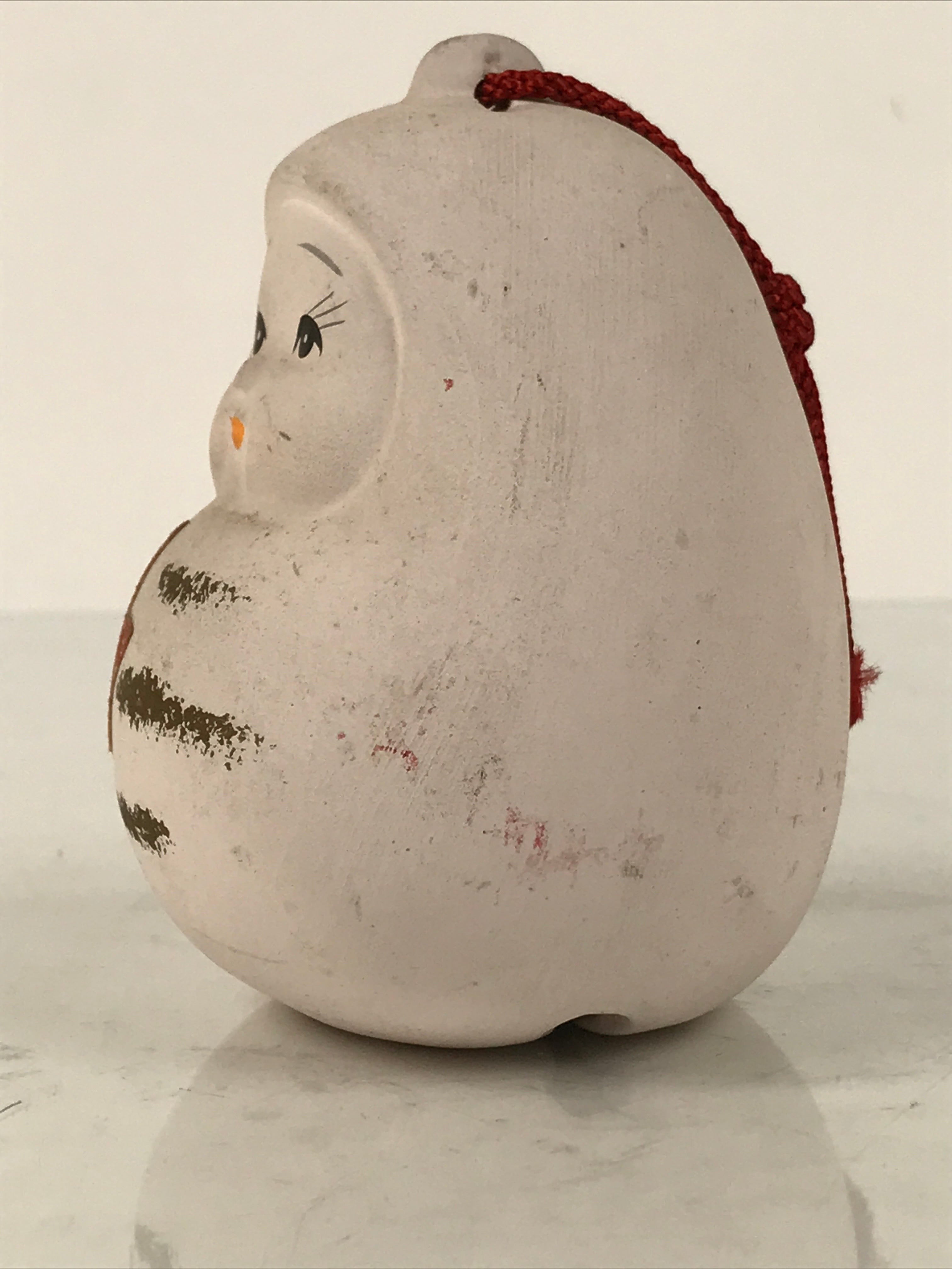 Japanese Clay Bell Dorei Hime Daruma Vtg Tsuchi-Suzu Momiji Peony White DR646