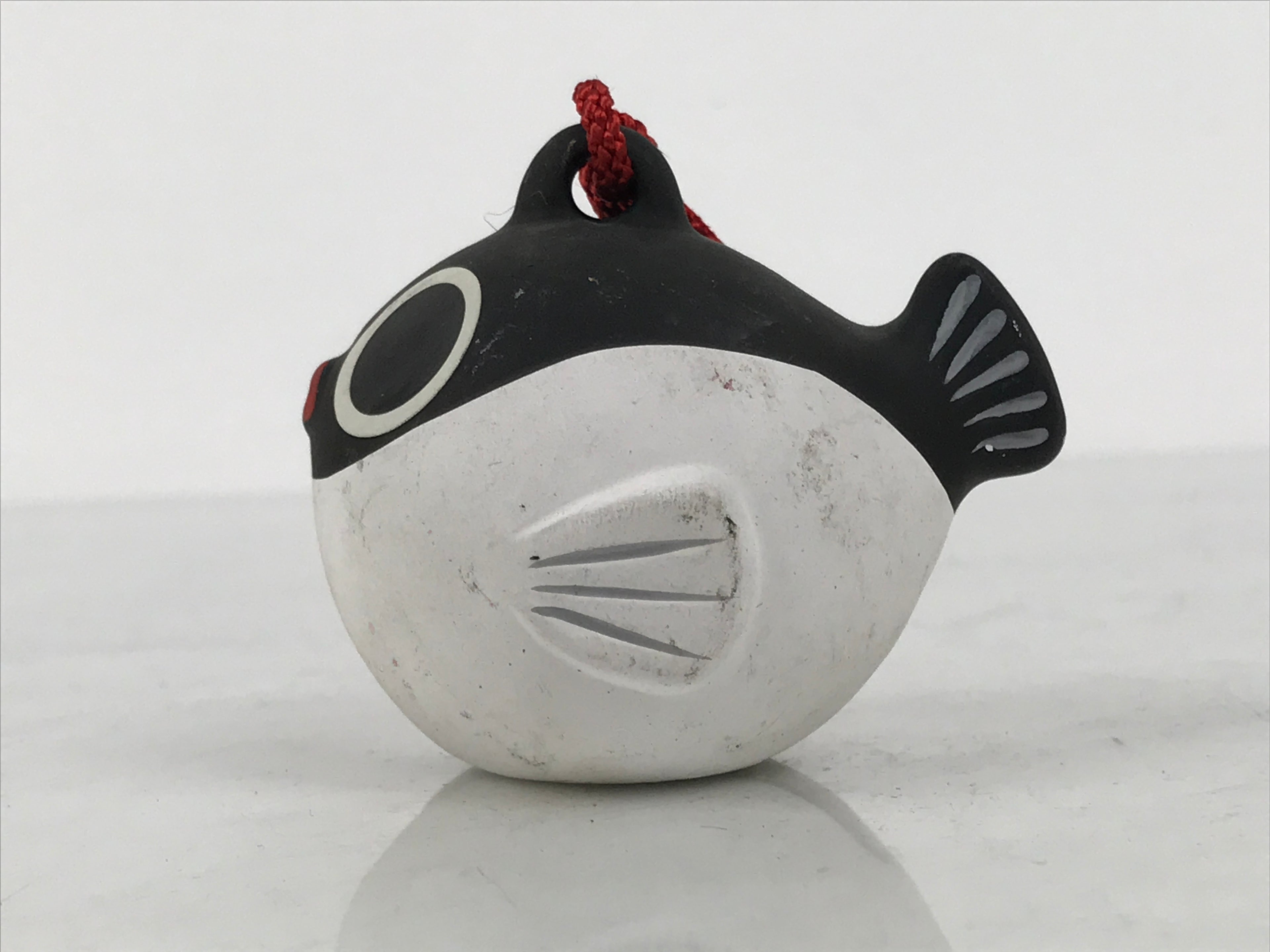 Japanese Clay Bell Dorei Puffer Fish Vtg Tsuchi-Suzu Fugu Black White DR675
