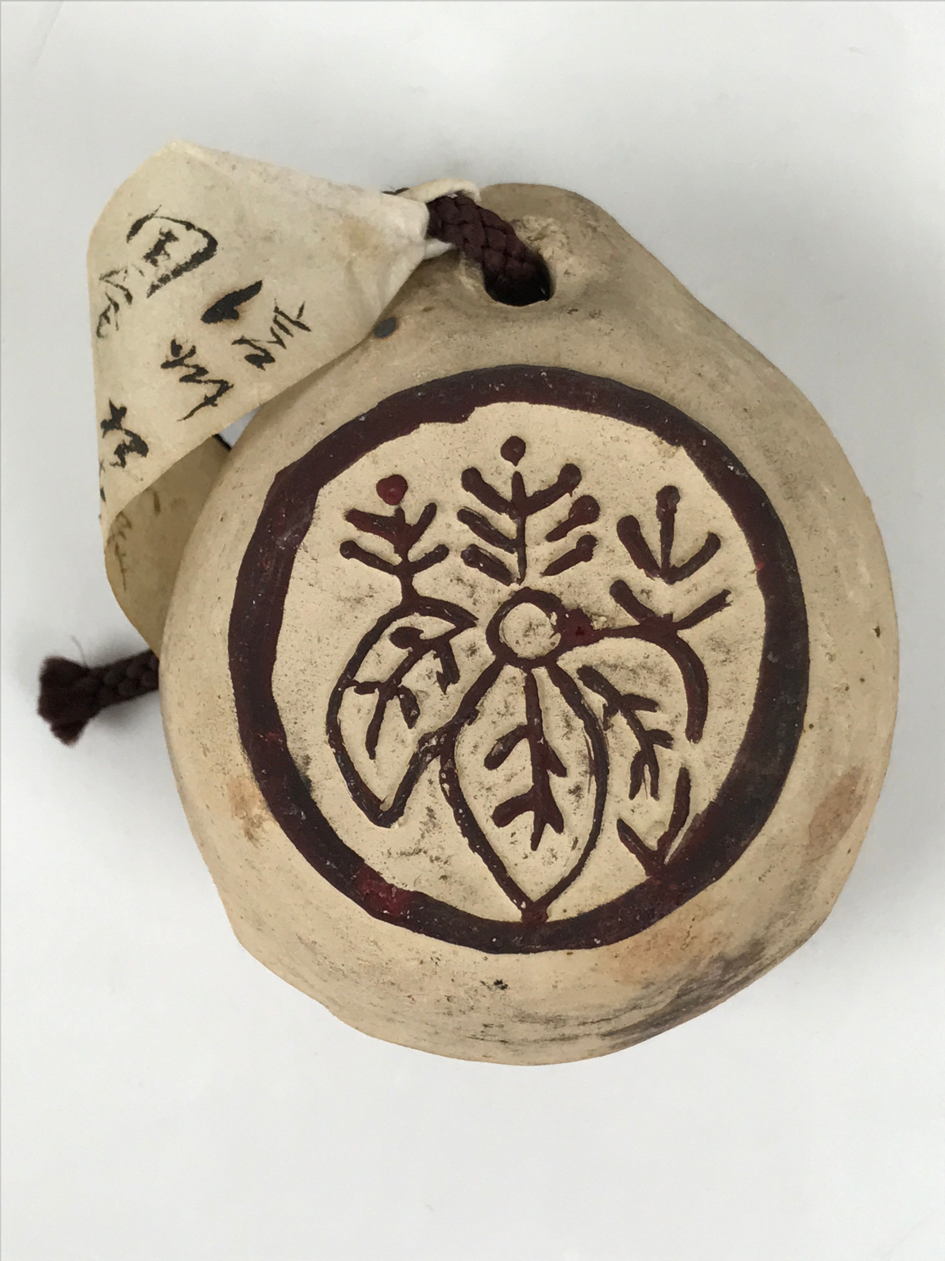 Japanese Clay Bell Dorei Vtg Tsuchi-Suzu Beige Brown Family Crest Castle DR655