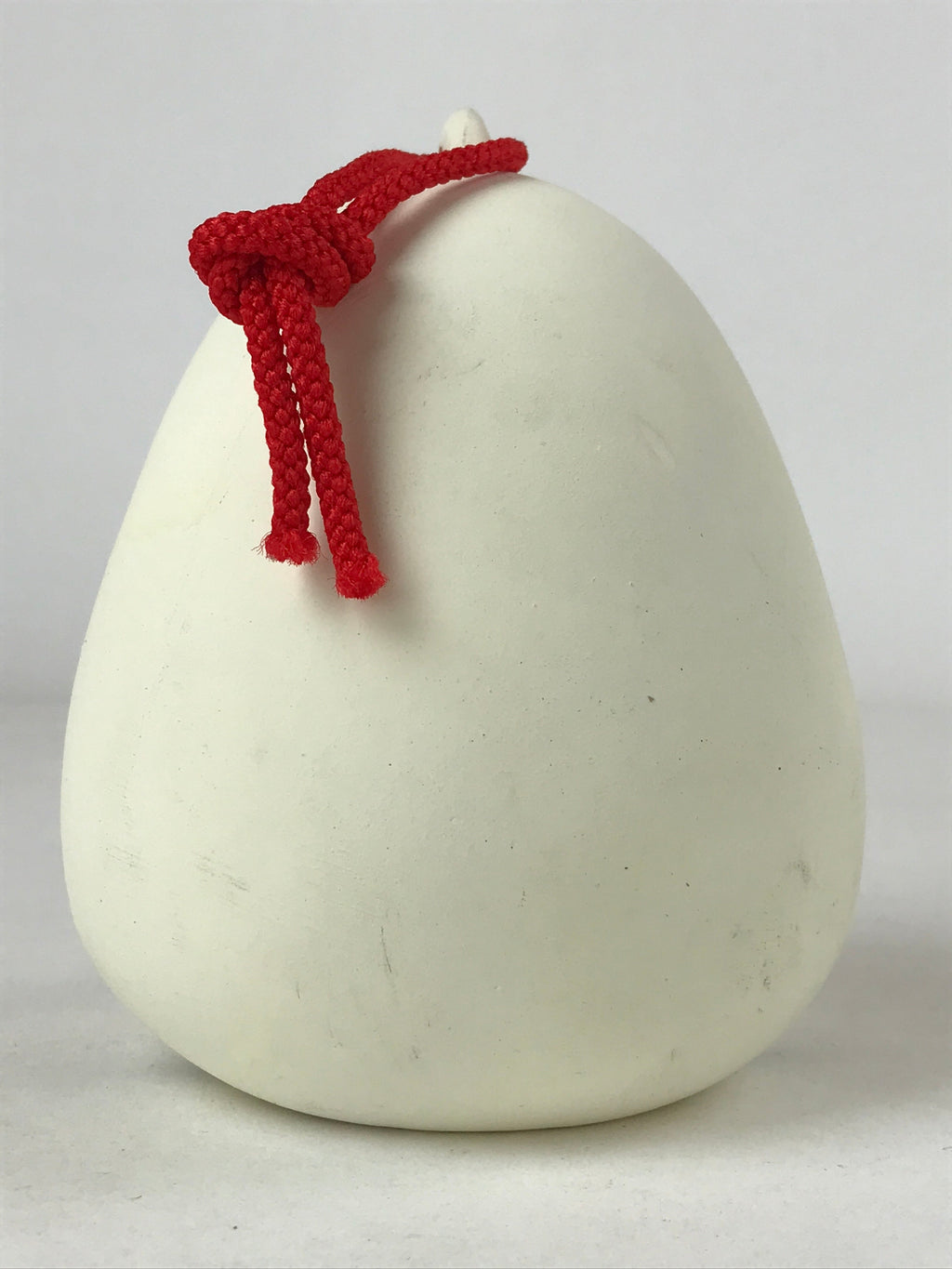 Japanese Clay Bell Dorei Vtg Tsuchi-Suzu Large Daruma White Plum Blossom DR522