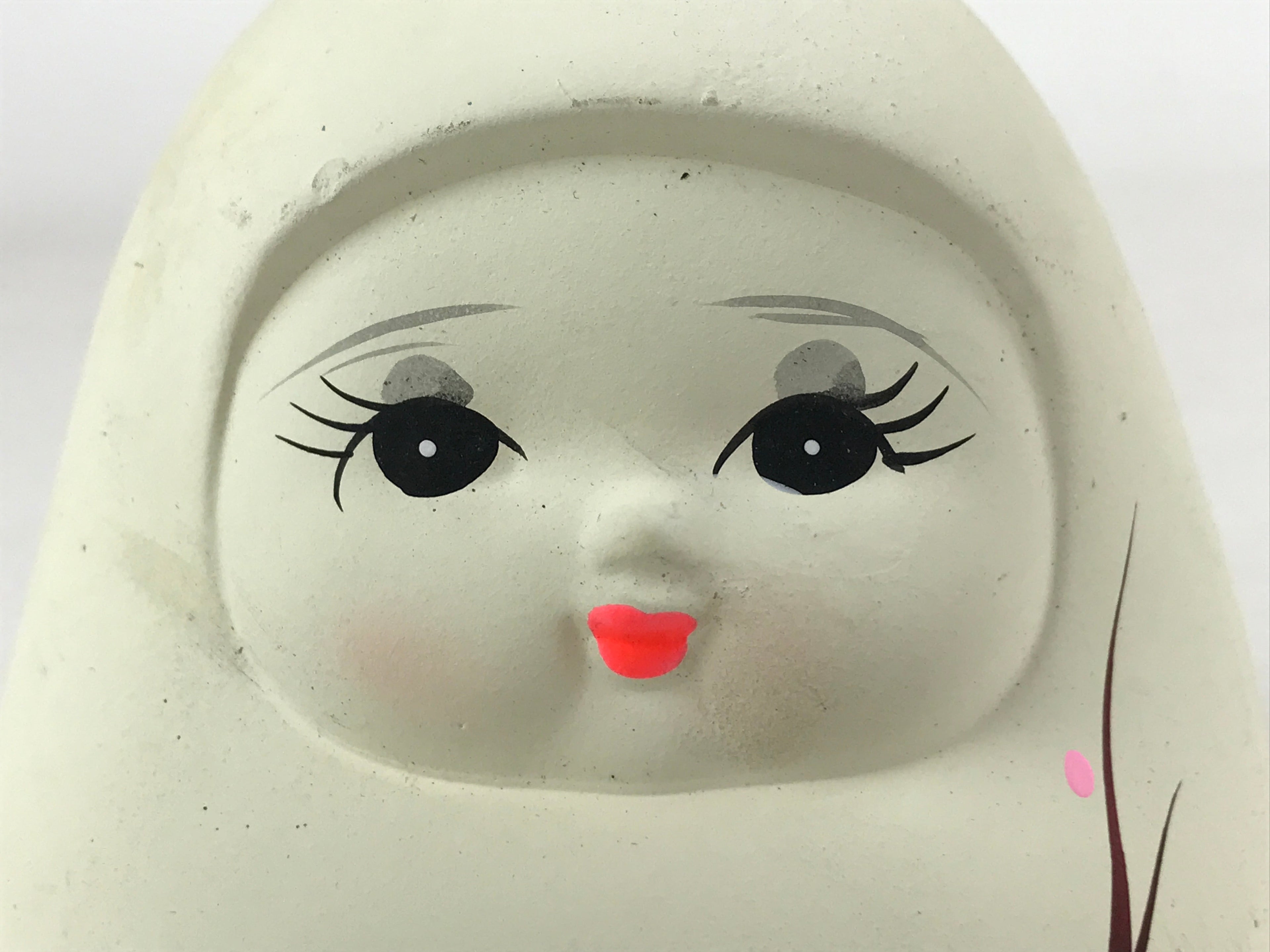 Japanese Clay Bell Dorei Vtg Tsuchi-Suzu Large Daruma White Plum Blossom DR522