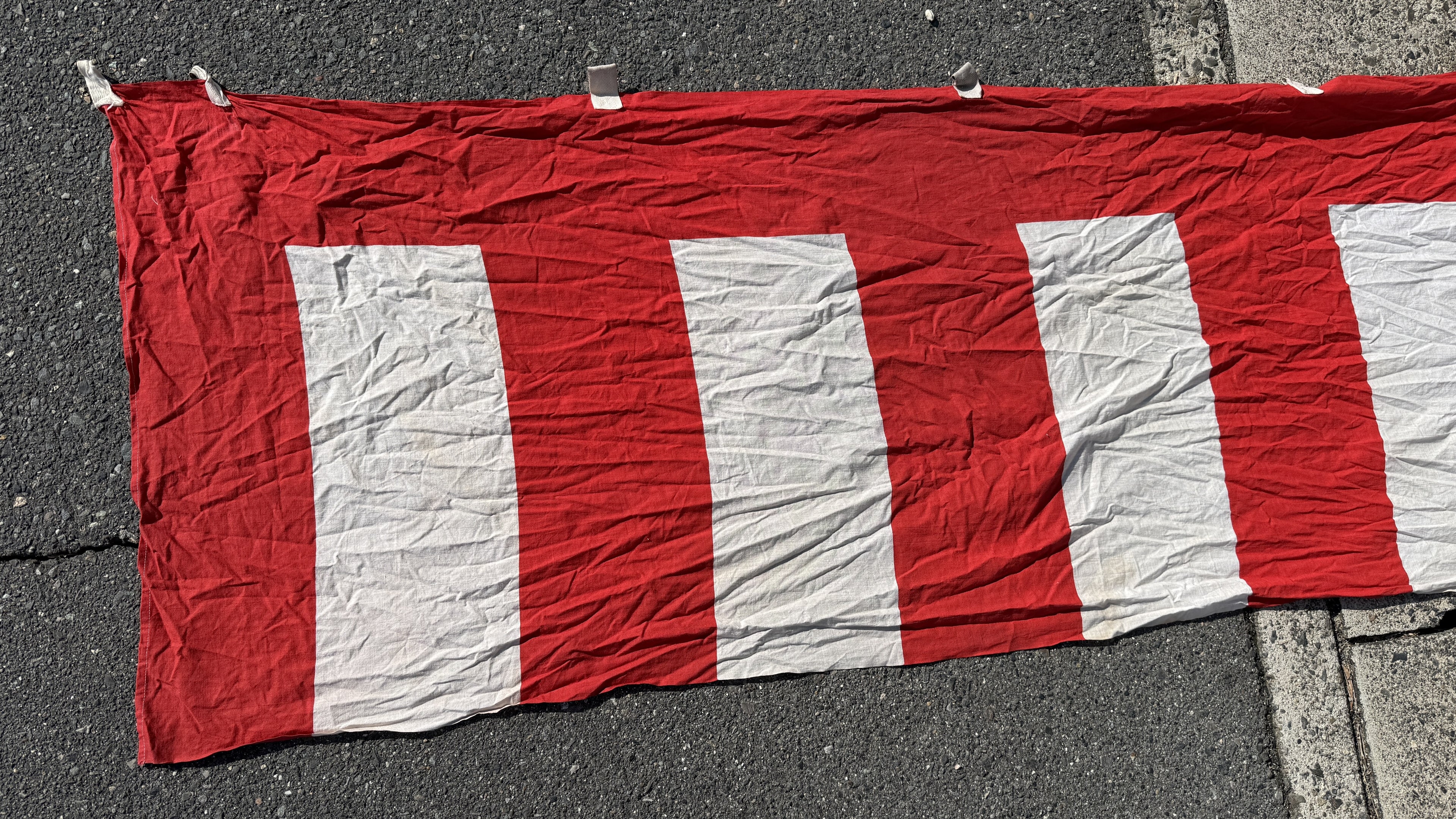 Japanese Decorative Curtain Kohakumaku Vtg Noren Red White Stripes Fabric MK42