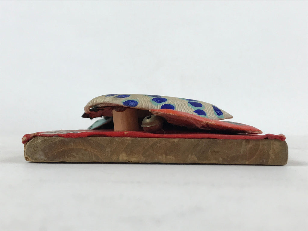 Japanese Decorative Wooden Paddle Hagoita Vtg 2 Shuttlecocks New Years JK620