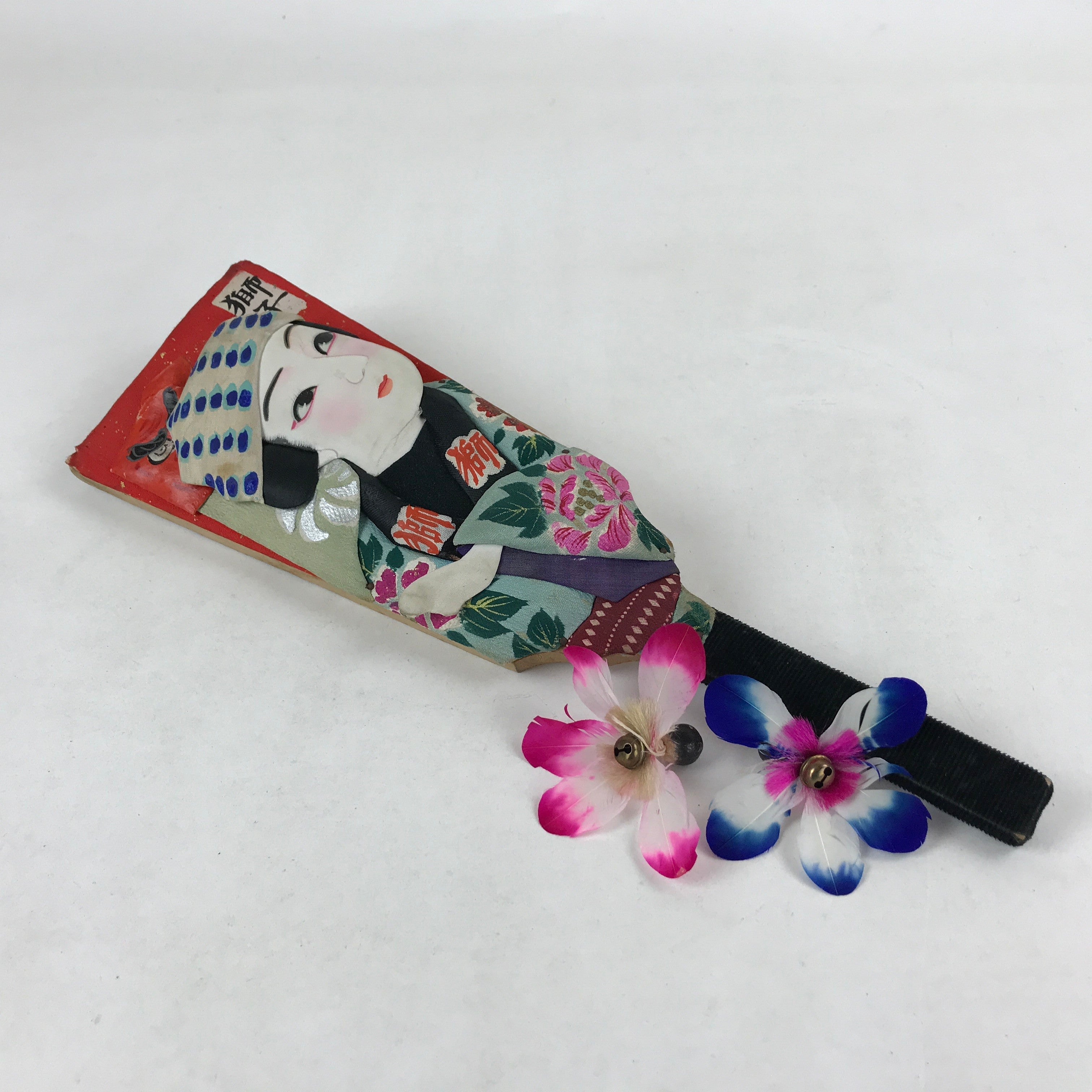 Japanese Decorative Wooden Paddle Hagoita Vtg 2 Shuttlecocks New Years JK620