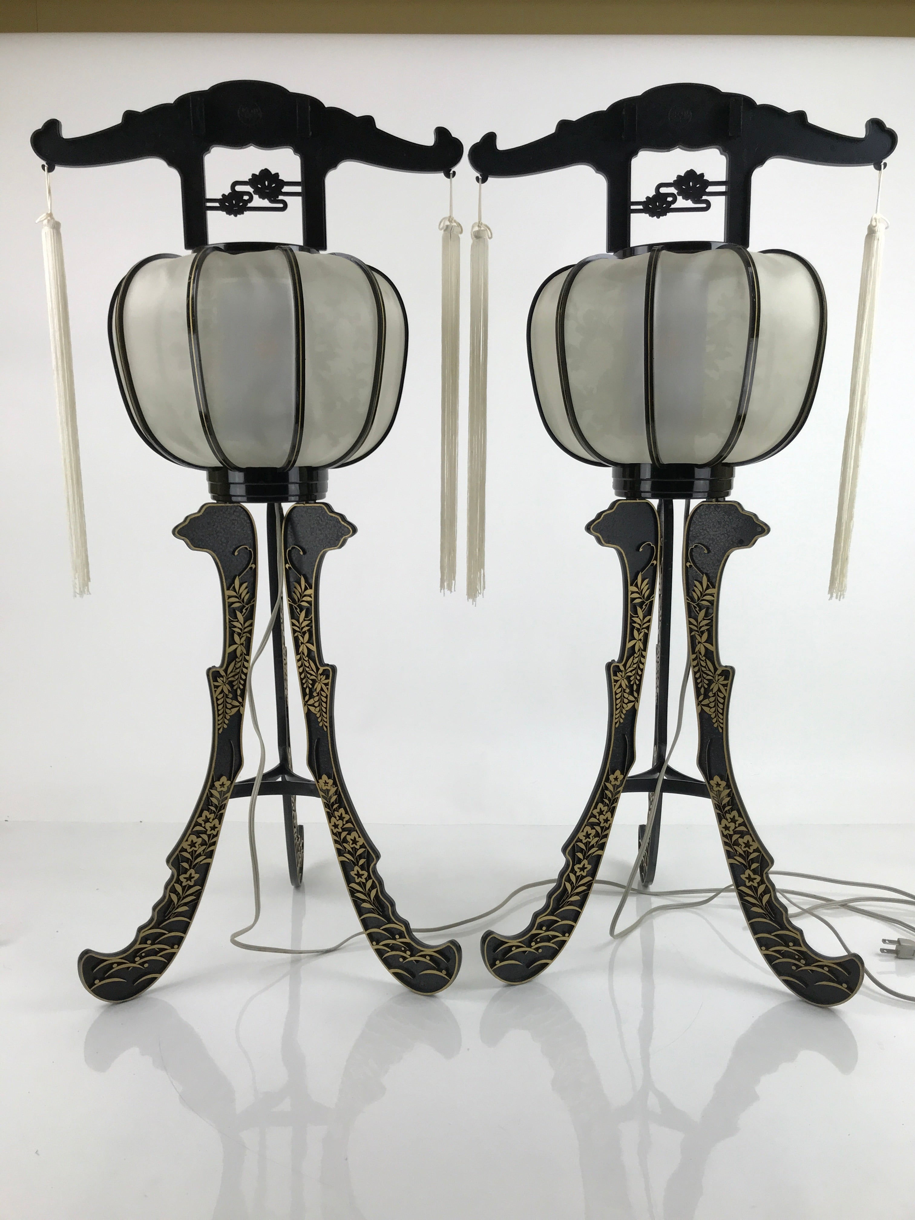 Japanese Electric Lantern Pair Vtg 3 Legs Standing Chochin Obon Festival LT84