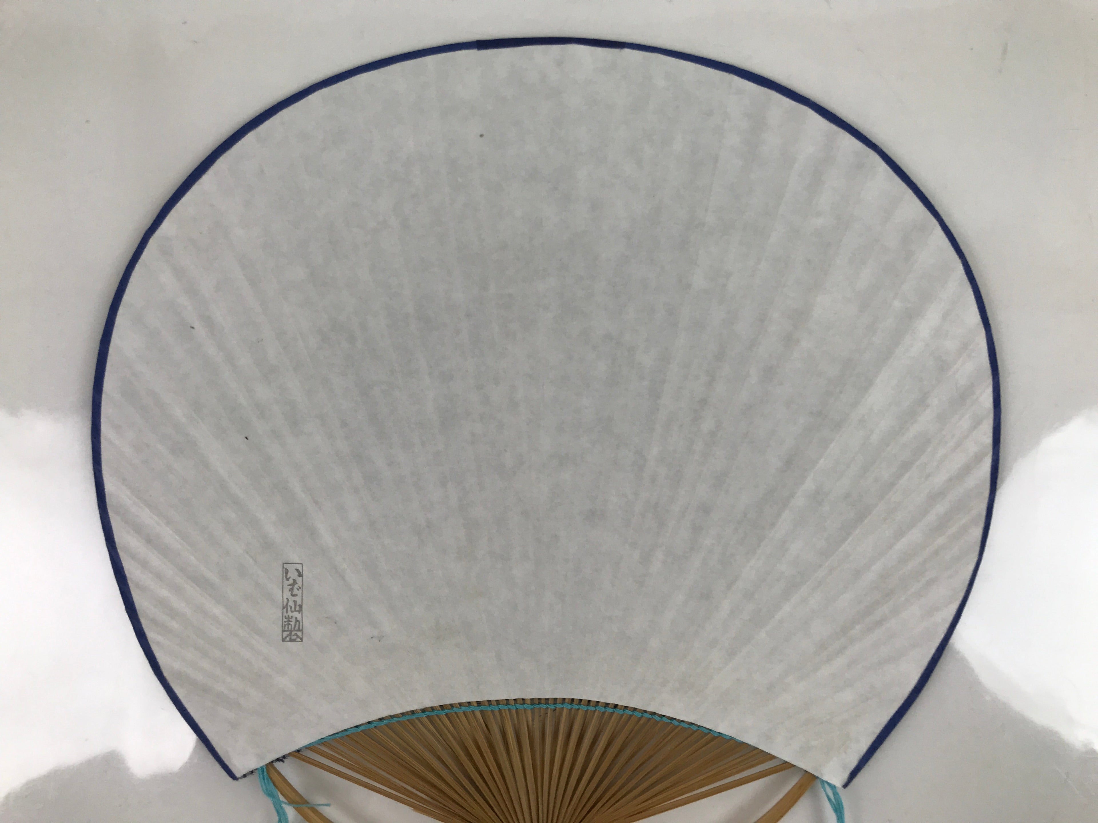 Japanese Fabric Fan Uchiwa Vtg Bamboo Round Paper Back Seasonal Flower Blue U136