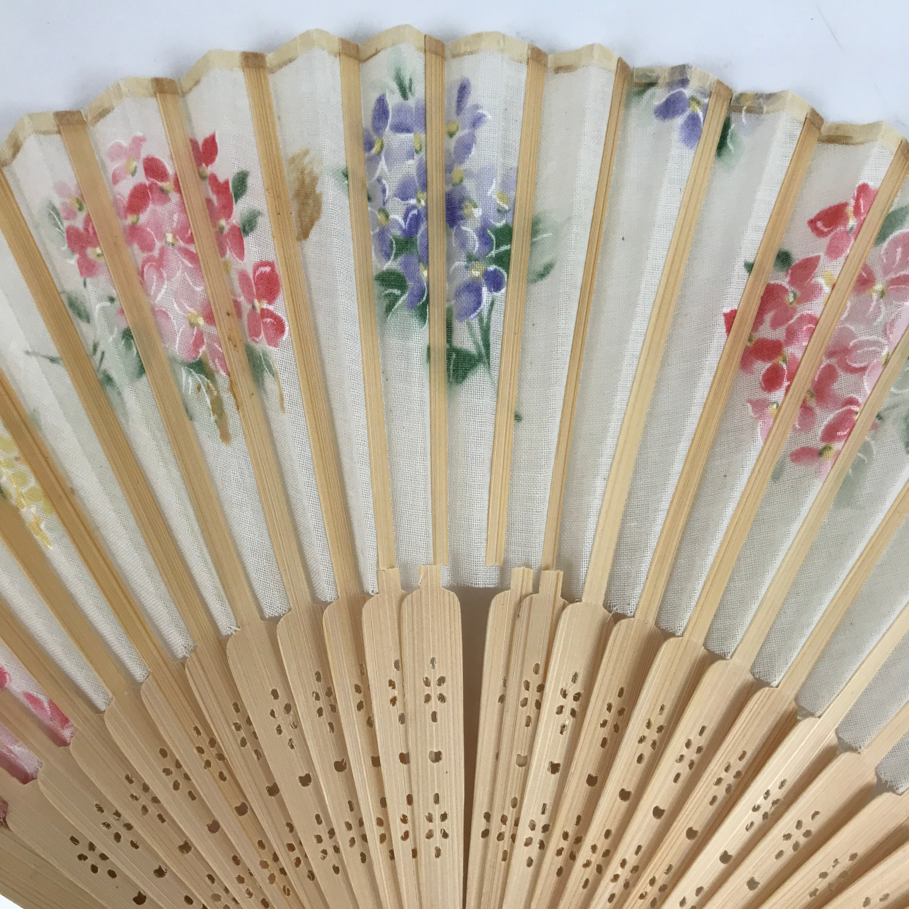 Japanese Fabric Folding Fan Sensu Bamboo Frame Floral Hydrangea Ajisai 4D832