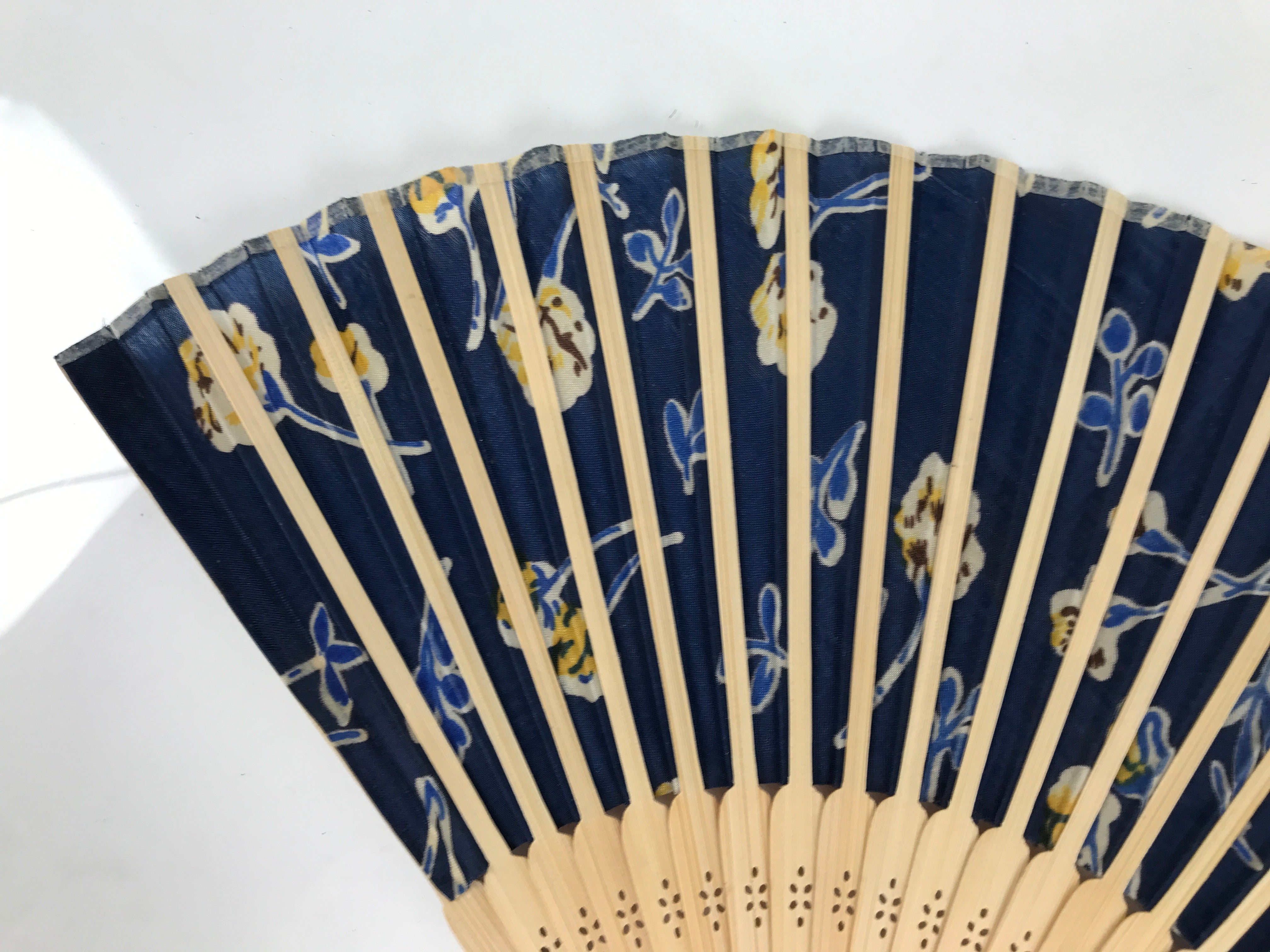 Japanese Fabric Folding Fan Sensu Vtg Bamboo Frame Navy Blue Yellow Flower 4D919
