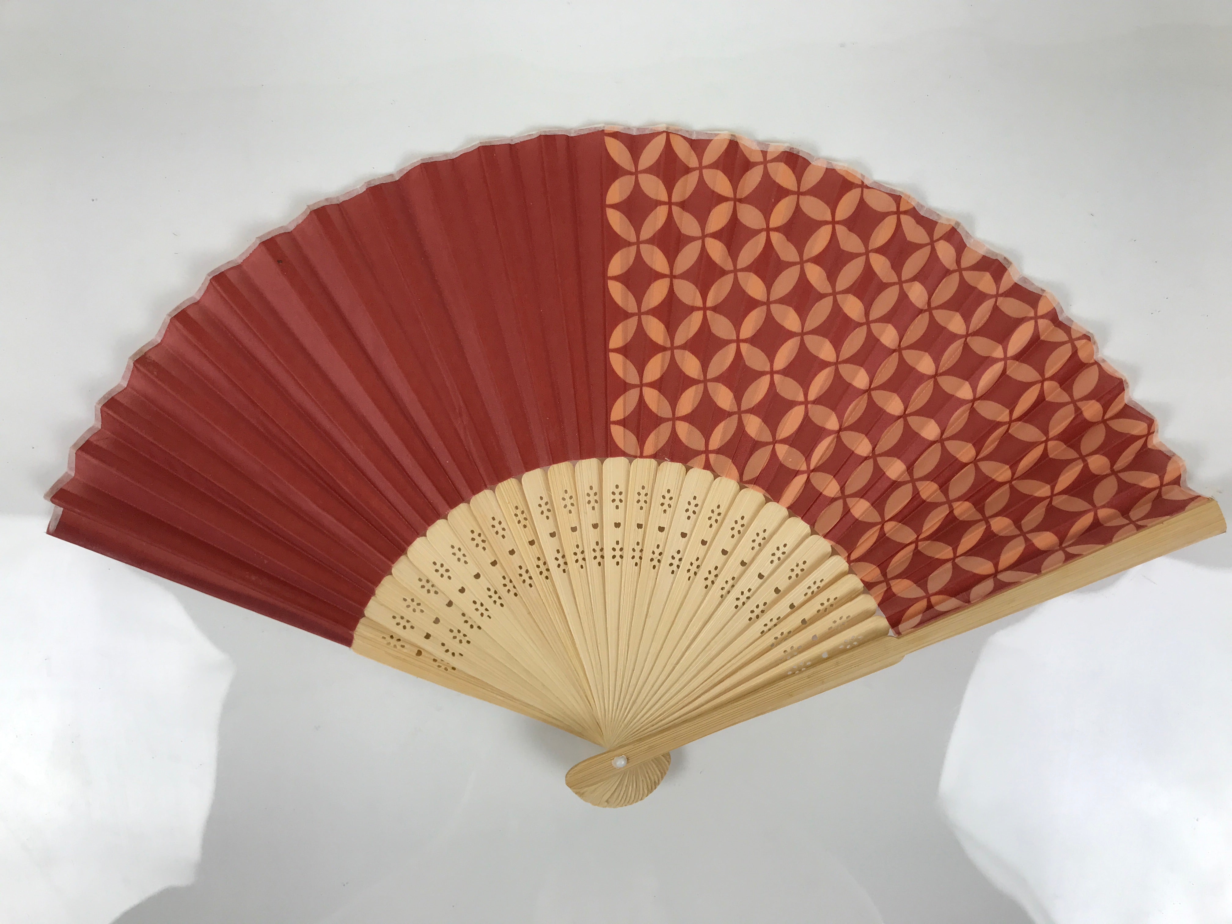 Japanese Fabric Folding Fan Sensu Vtg Bamboo Frame Red Traditional Shippo 4D916