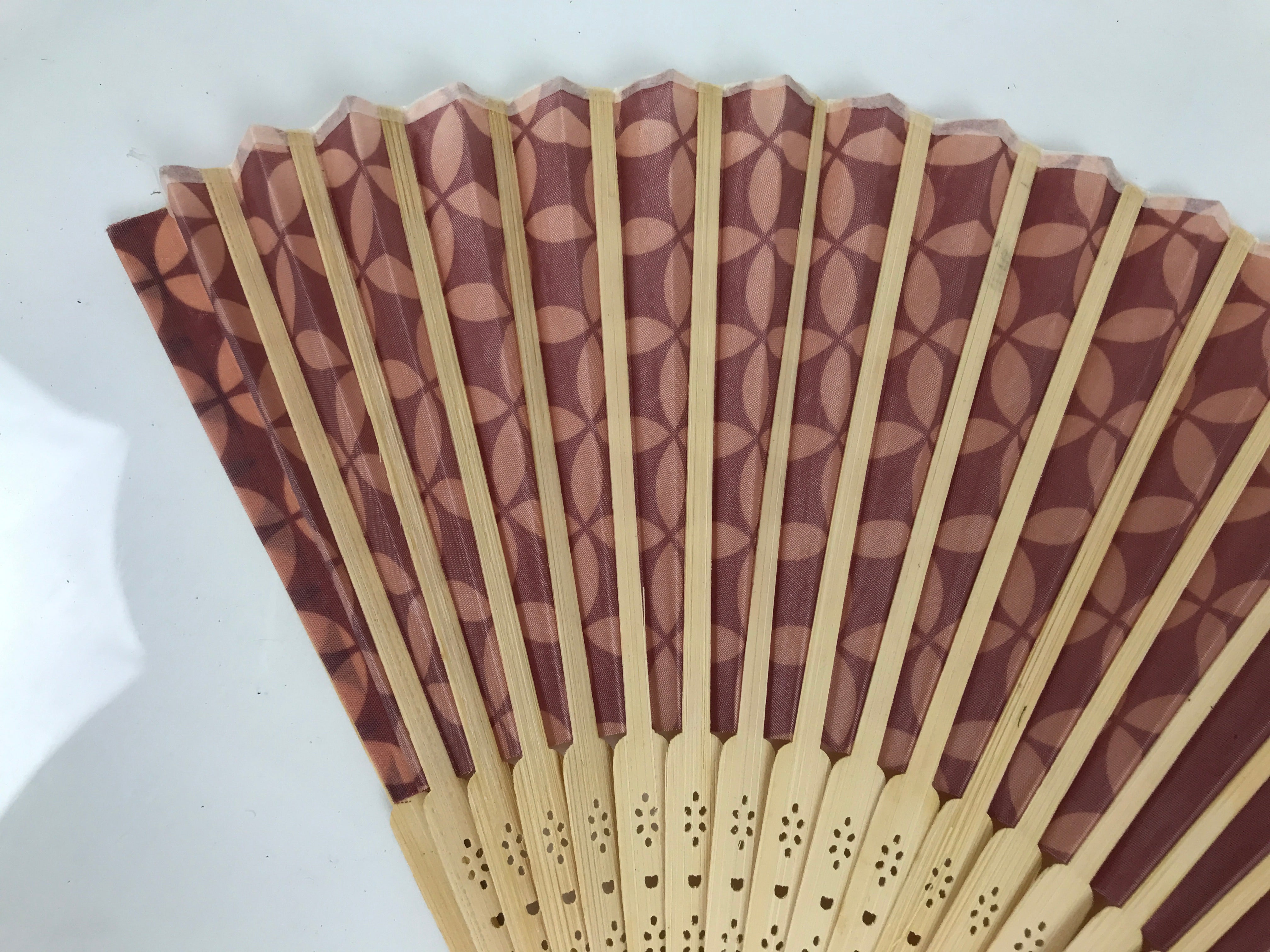 Japanese Fabric Folding Fan Sensu Vtg Bamboo Frame Red Traditional Shippo 4D916