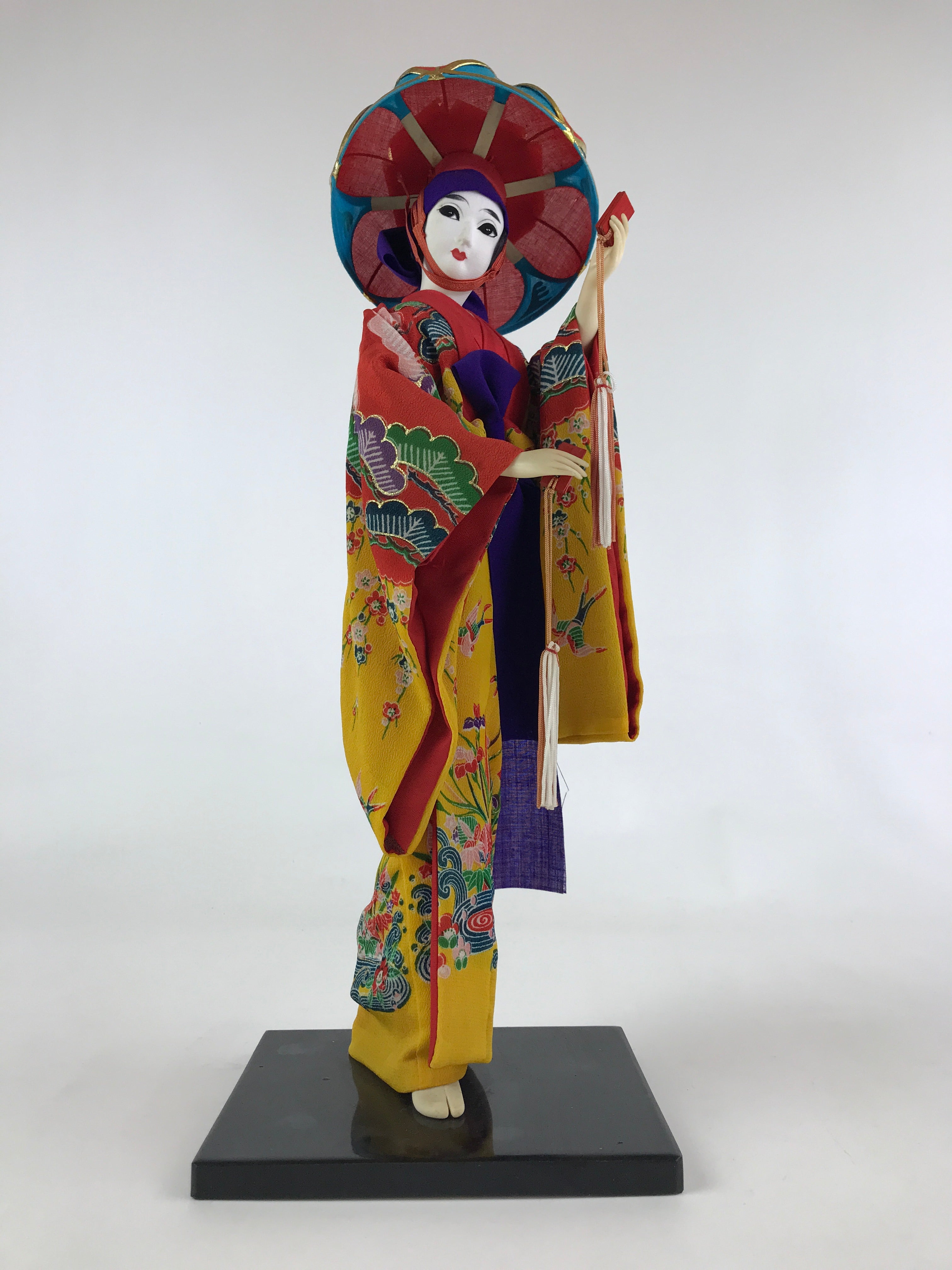 Japanese Fabric Okinawan Ryukyuan Dancer Doll Vtg Silk Kimono Geisha Figure TK48