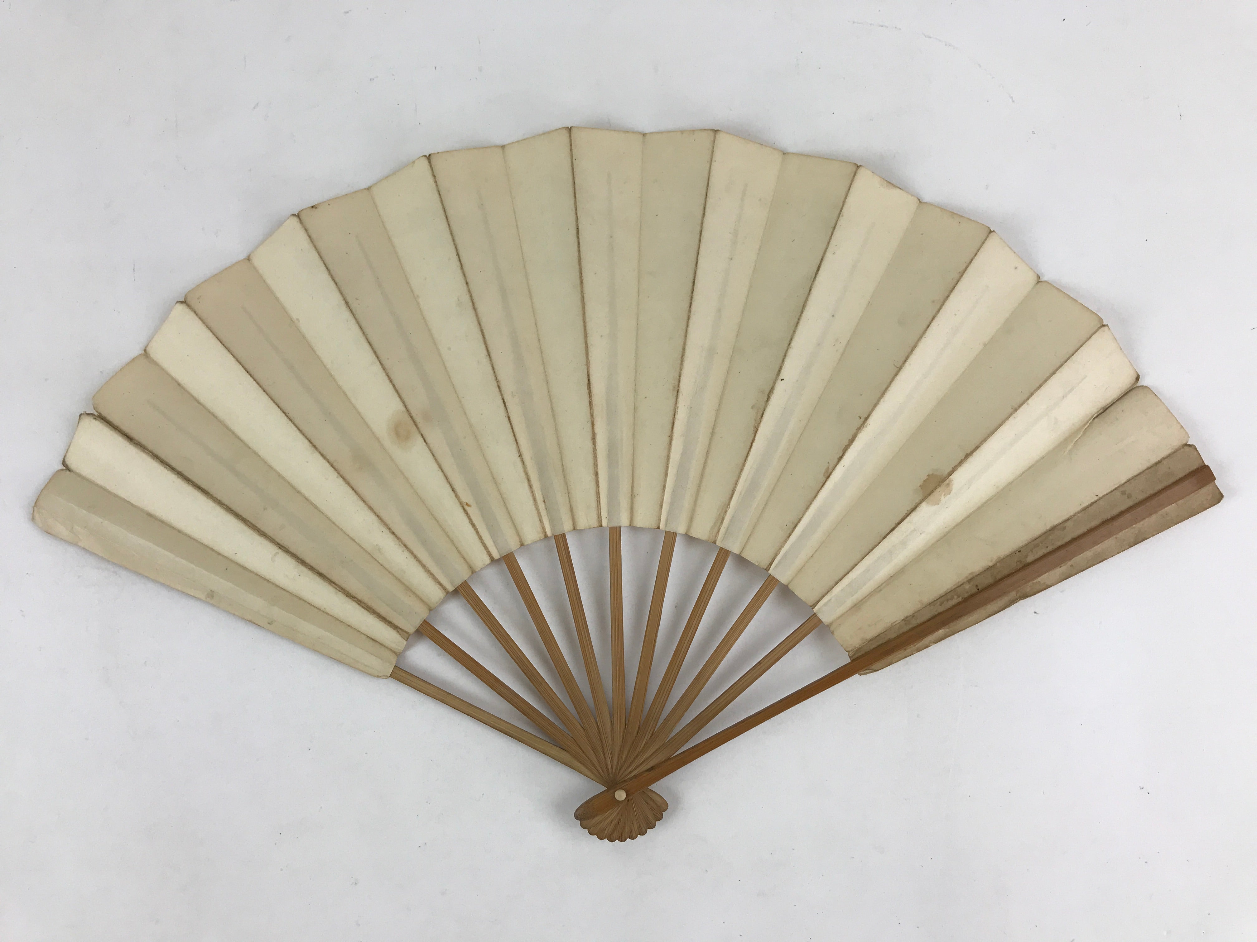 Japanese Folding Fan Sensu Bamboo Frame Japanese Kanji Characters White 4D641