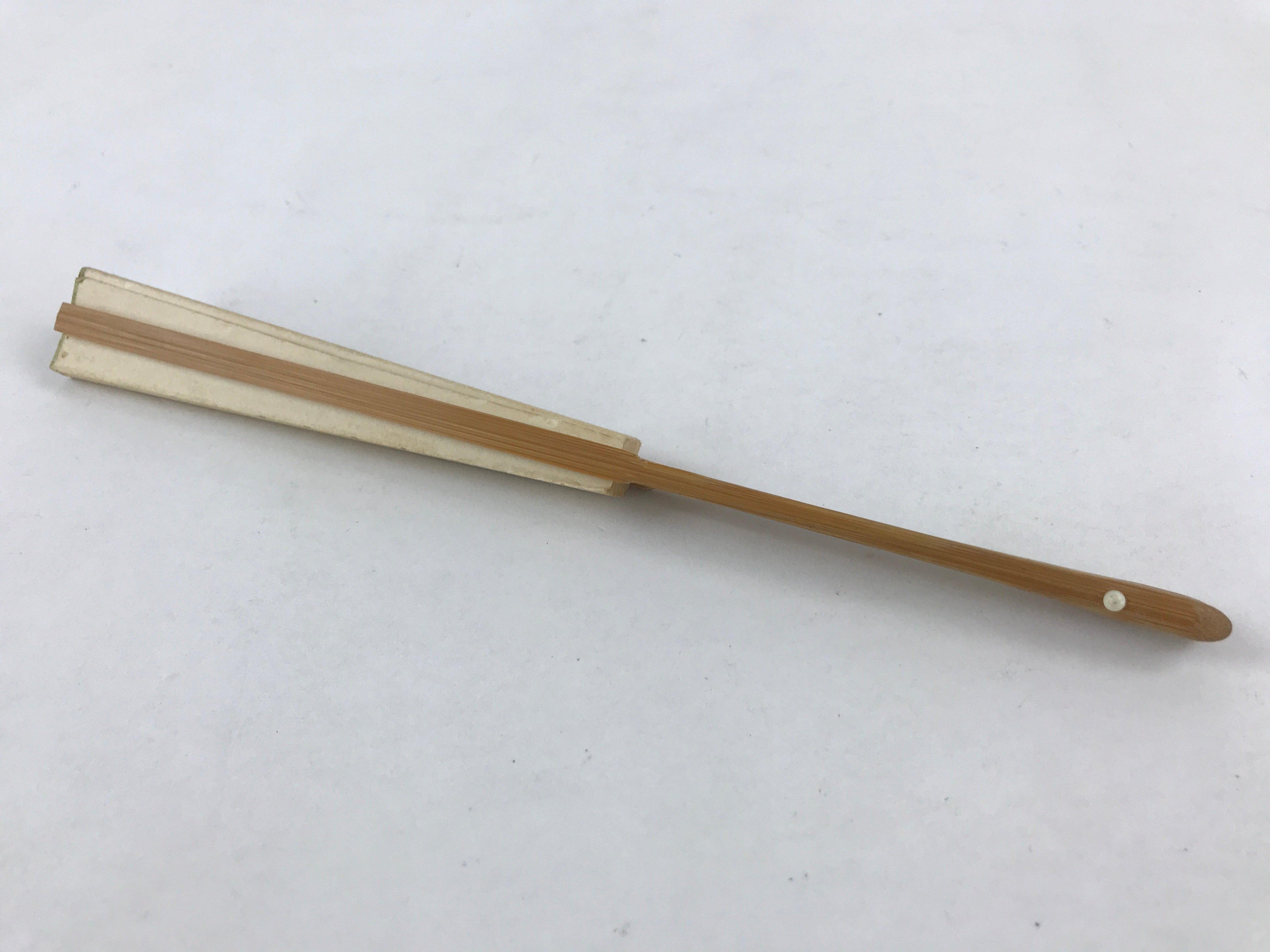 Japanese Folding Fan Sensu Bamboo Frame Japanese Kanji Characters White 4D642