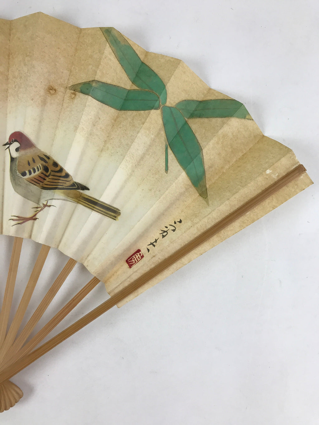 Japanese Folding Fan Sensu Bamboo Frame Kanji characters Sparrows White 4D653