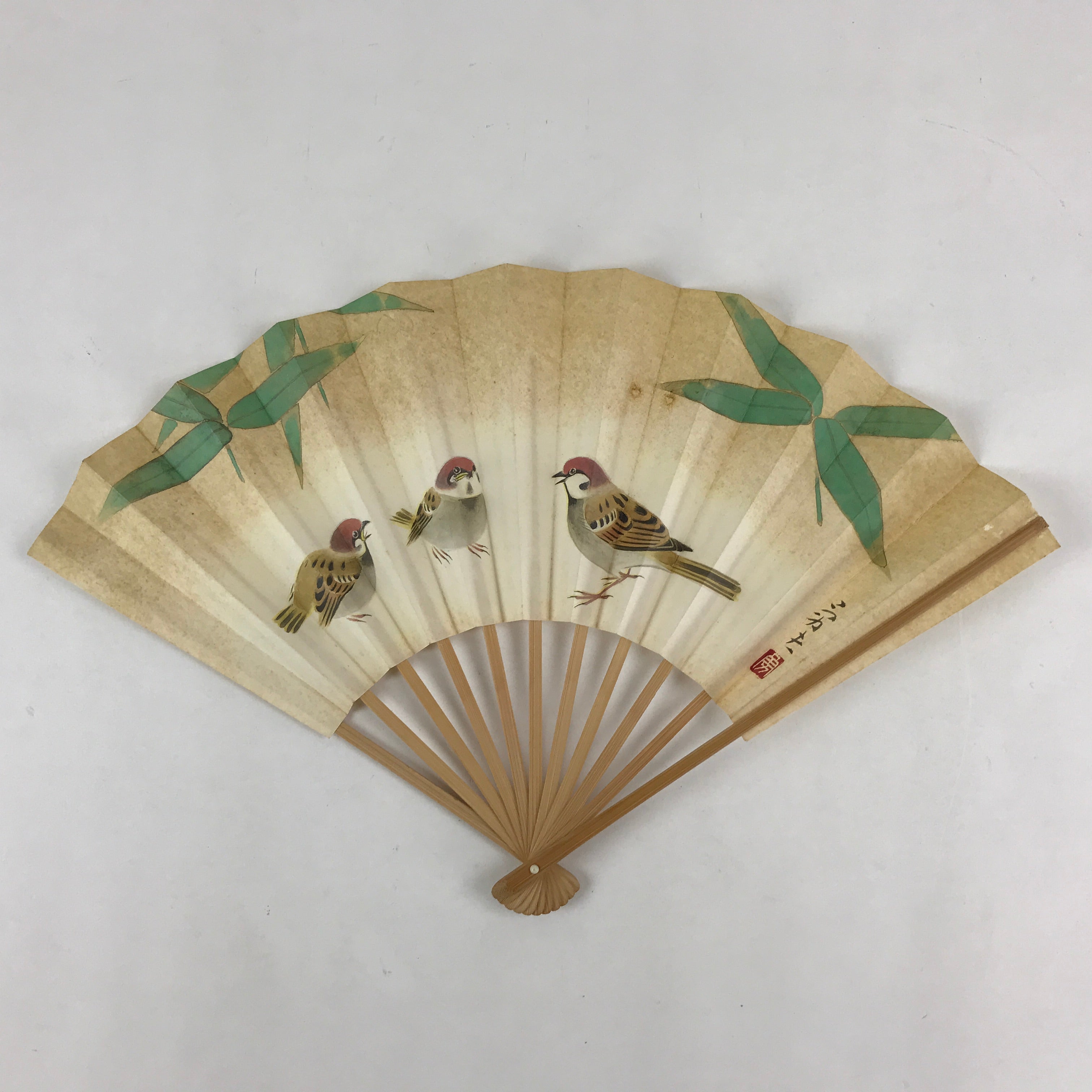 Japanese Folding Fan Sensu Bamboo Frame Kanji characters Sparrows White 4D653