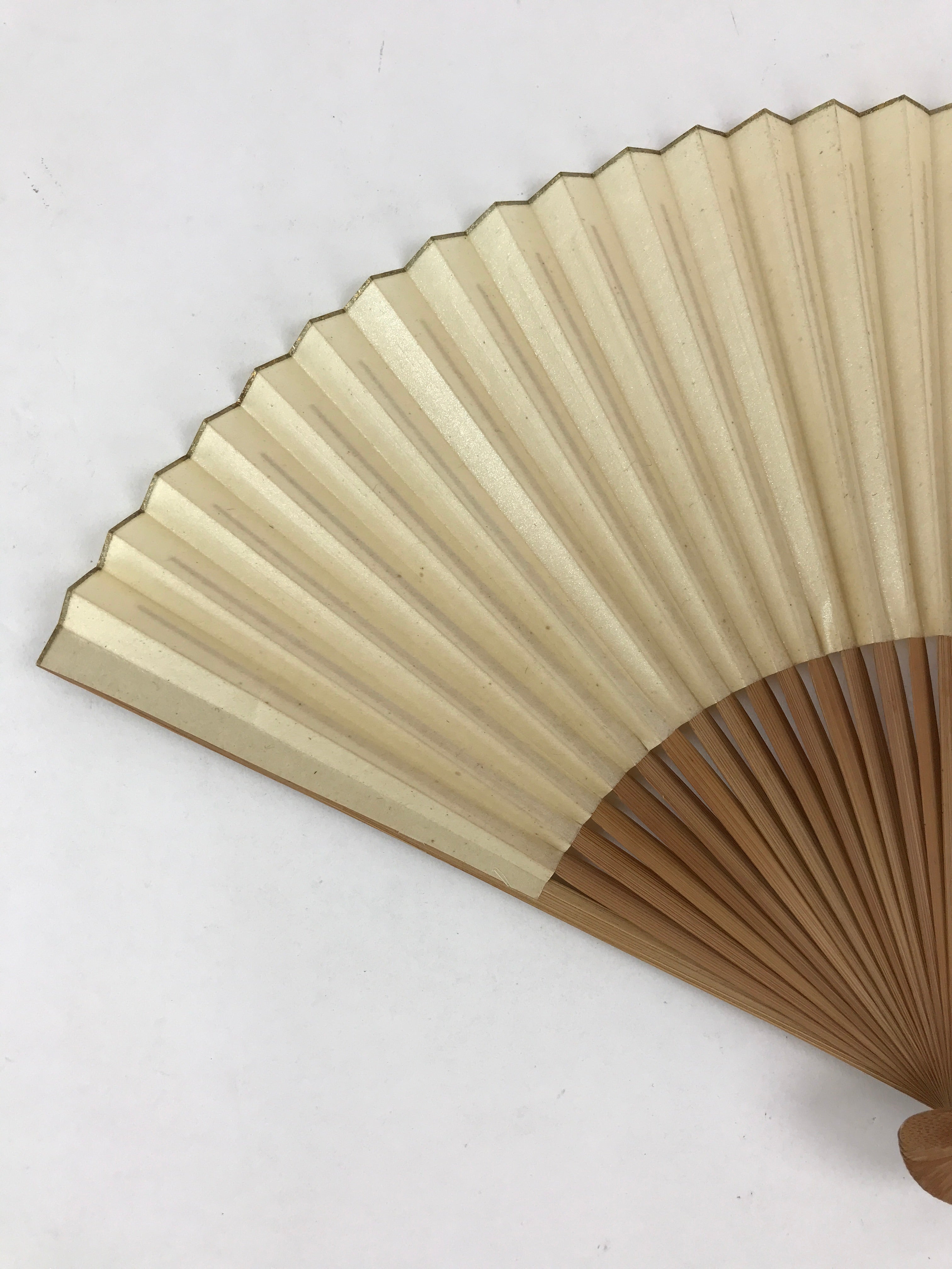 https://chidorivintage.com/cdn/shop/files/Japanese-Folding-Fan-Sensu-Vtg-Bamboo-Frame-Boat-River-Cream-Blue-Brown-4D671-6.jpg?v=1702496890