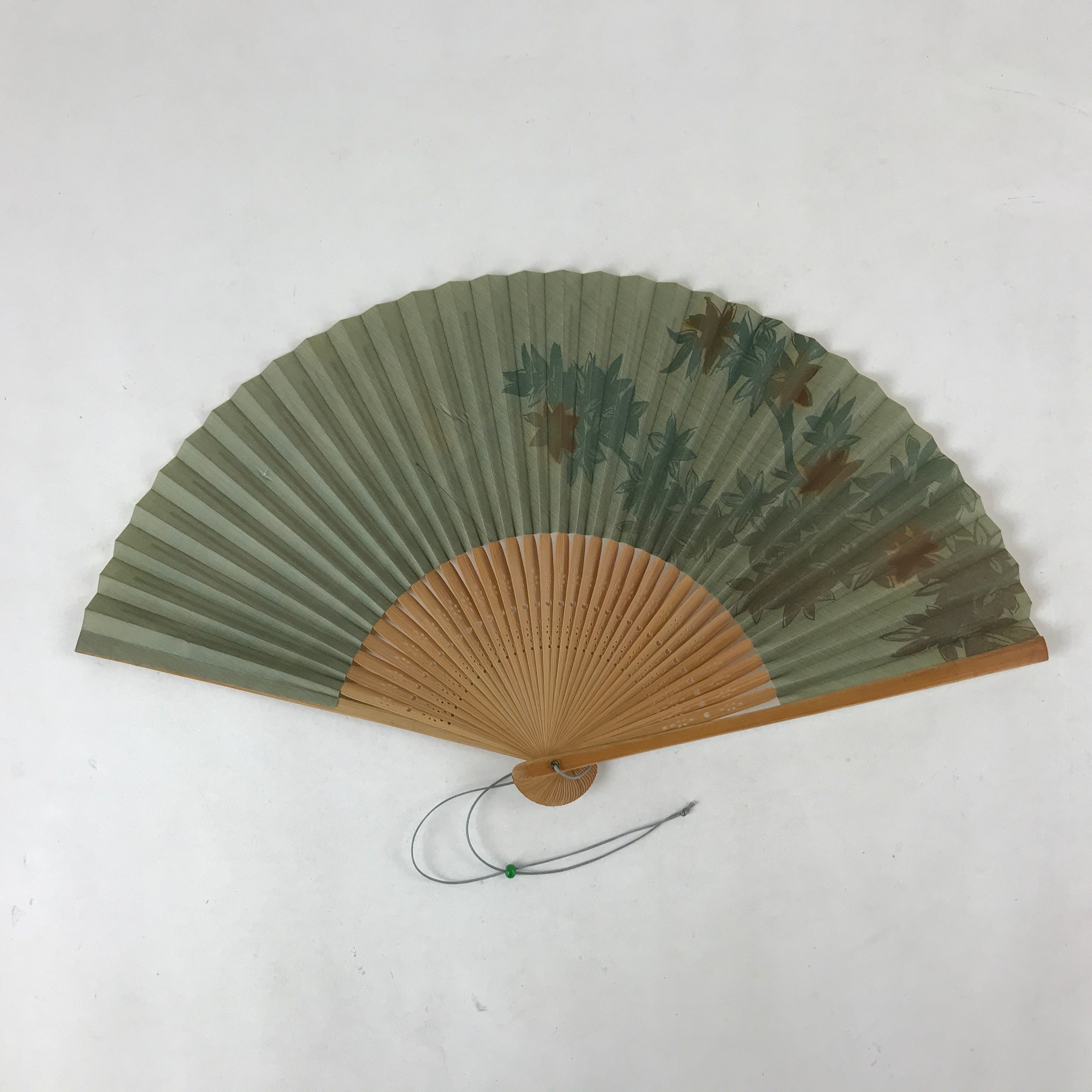 Japanese Folding Fan Sensu Vtg Bamboo Frame Flowers Forest Green 4D751