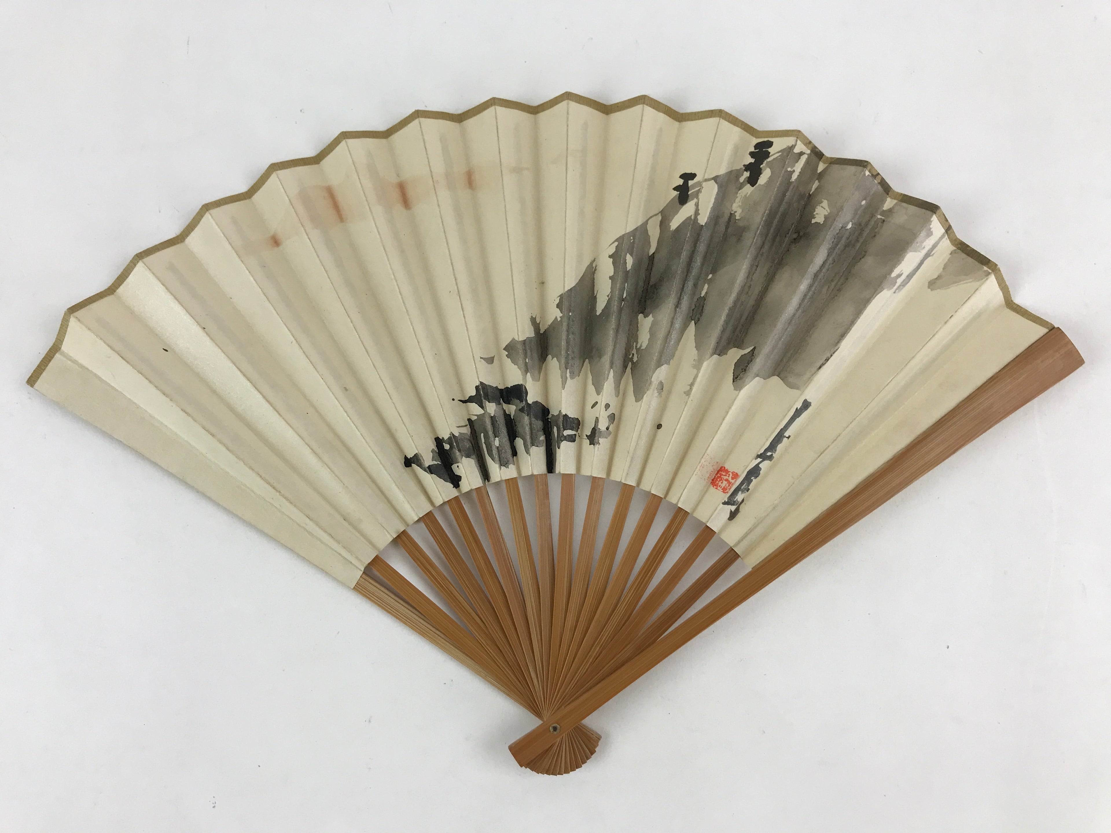 Japanese Folding Fan Sensu Vtg Bamboo Frame Ink Painting Red Seal White 4D680