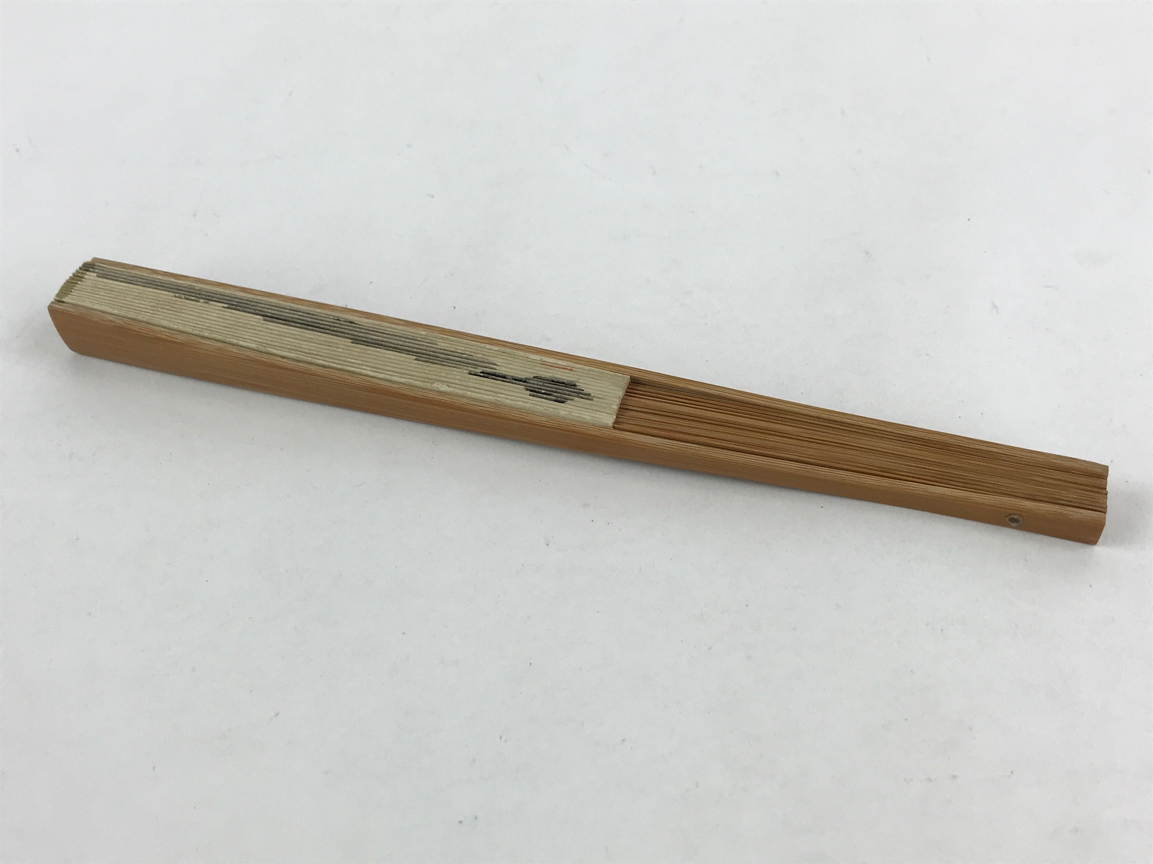 Japanese Folding Fan Sensu Vtg Bamboo Frame Ink Painting Red Seal White 4D680