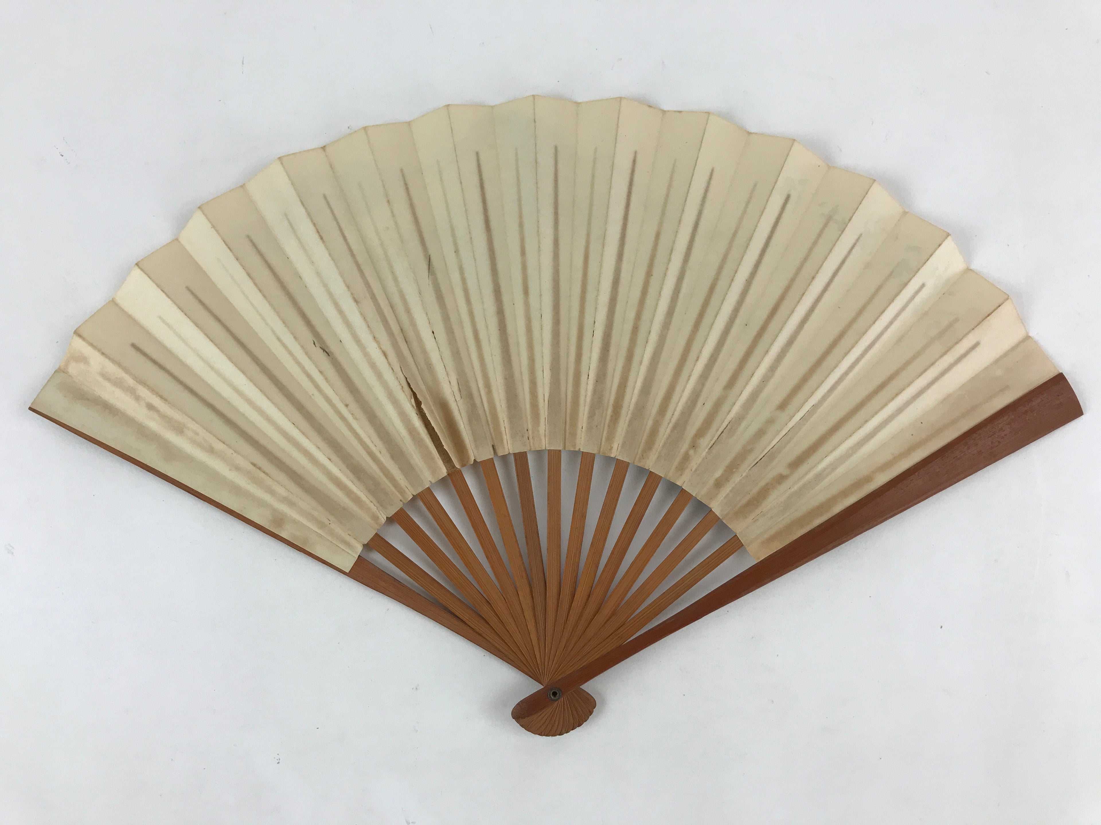 Japanese Folding Fan Sensu Vtg Bamboo Frame Ink Painting Red Seal White 4D681