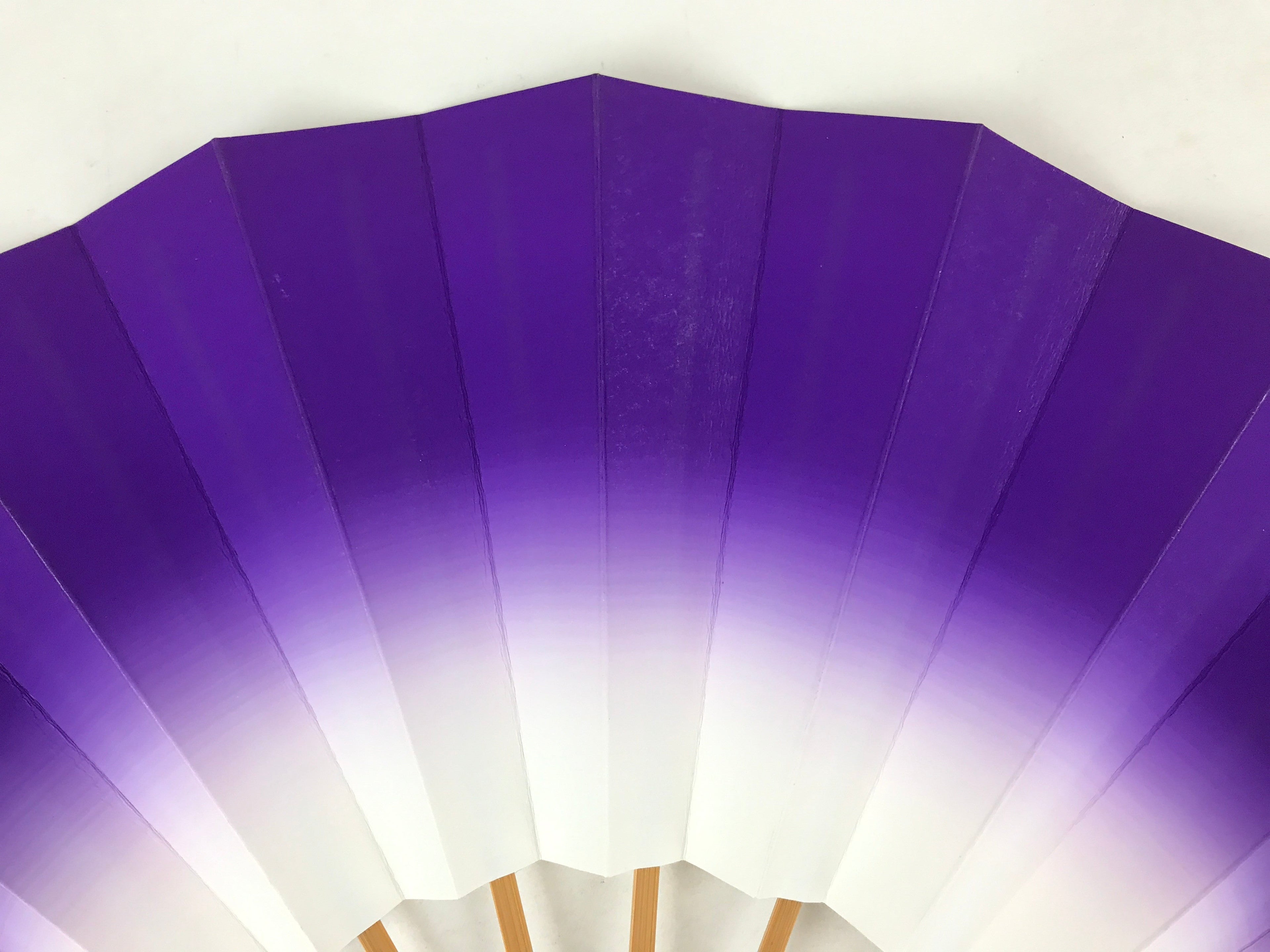 Japanese Folding Fan Sensu Vtg Bamboo Frame Purple White Gradation W/ Box 4D697