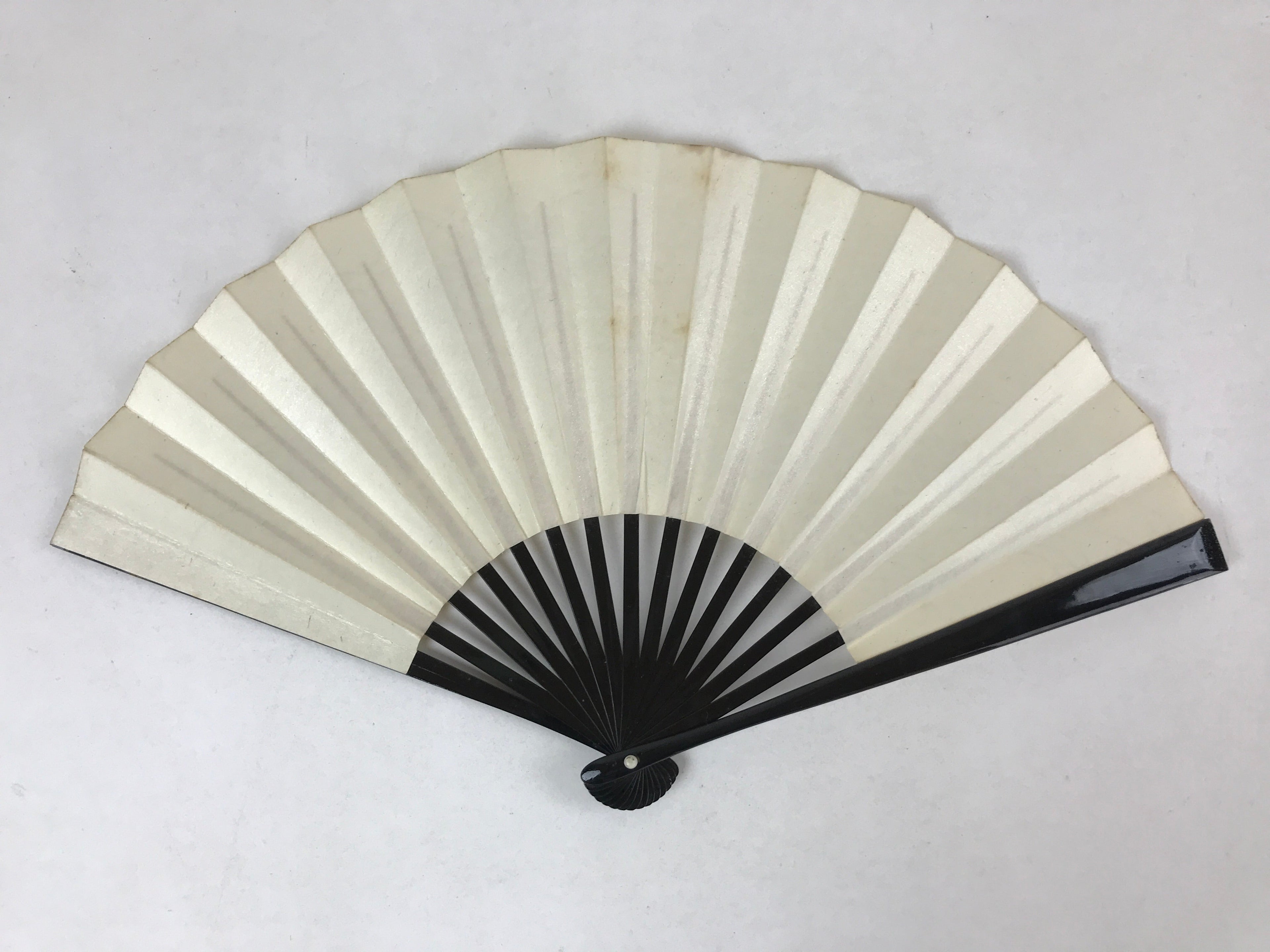 Japanese Folding Fan Sensu Vtg Lacquer Bamboo Frame Beige Nadeshiko Flower 4D742