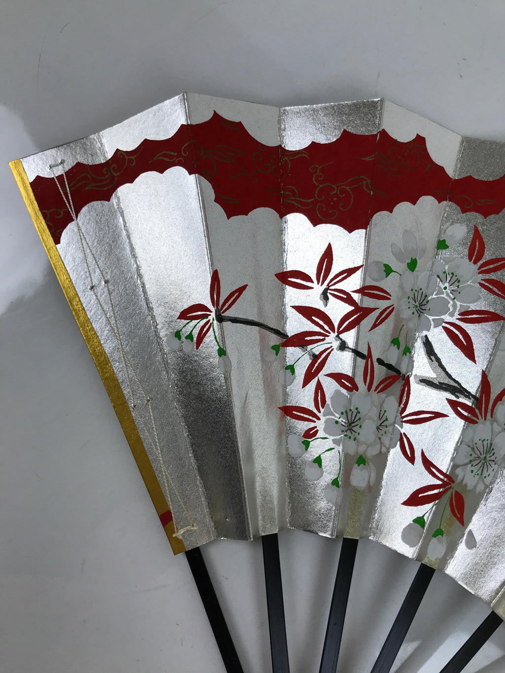 Japanese Folding Fan Shimaisen Sensu Vtg Bamboo Frame Gold Silver Flowers 4D792