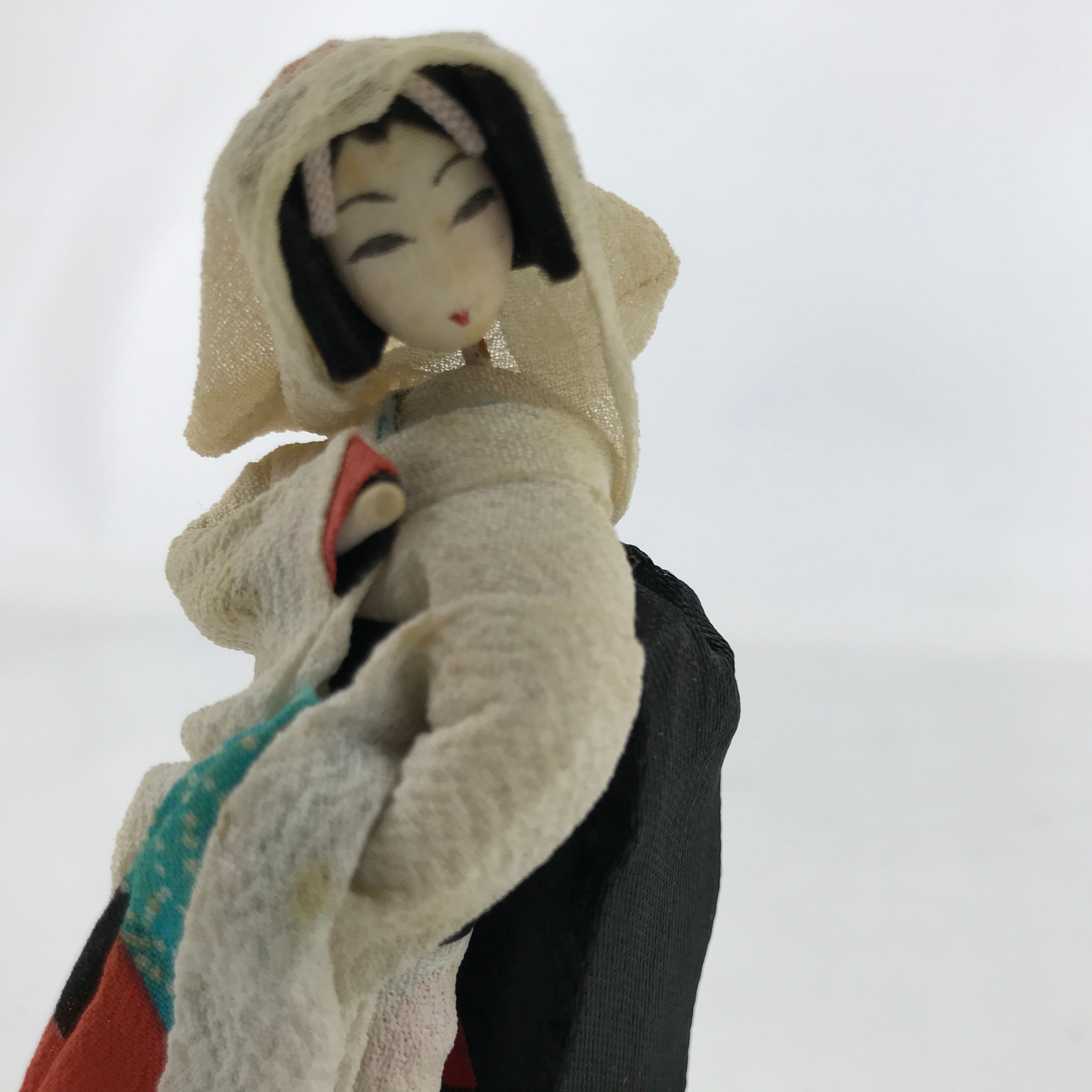 Japanese Geisha Doll Vtg Nihon Ningyo Silk Wood Traditional Craft KF719