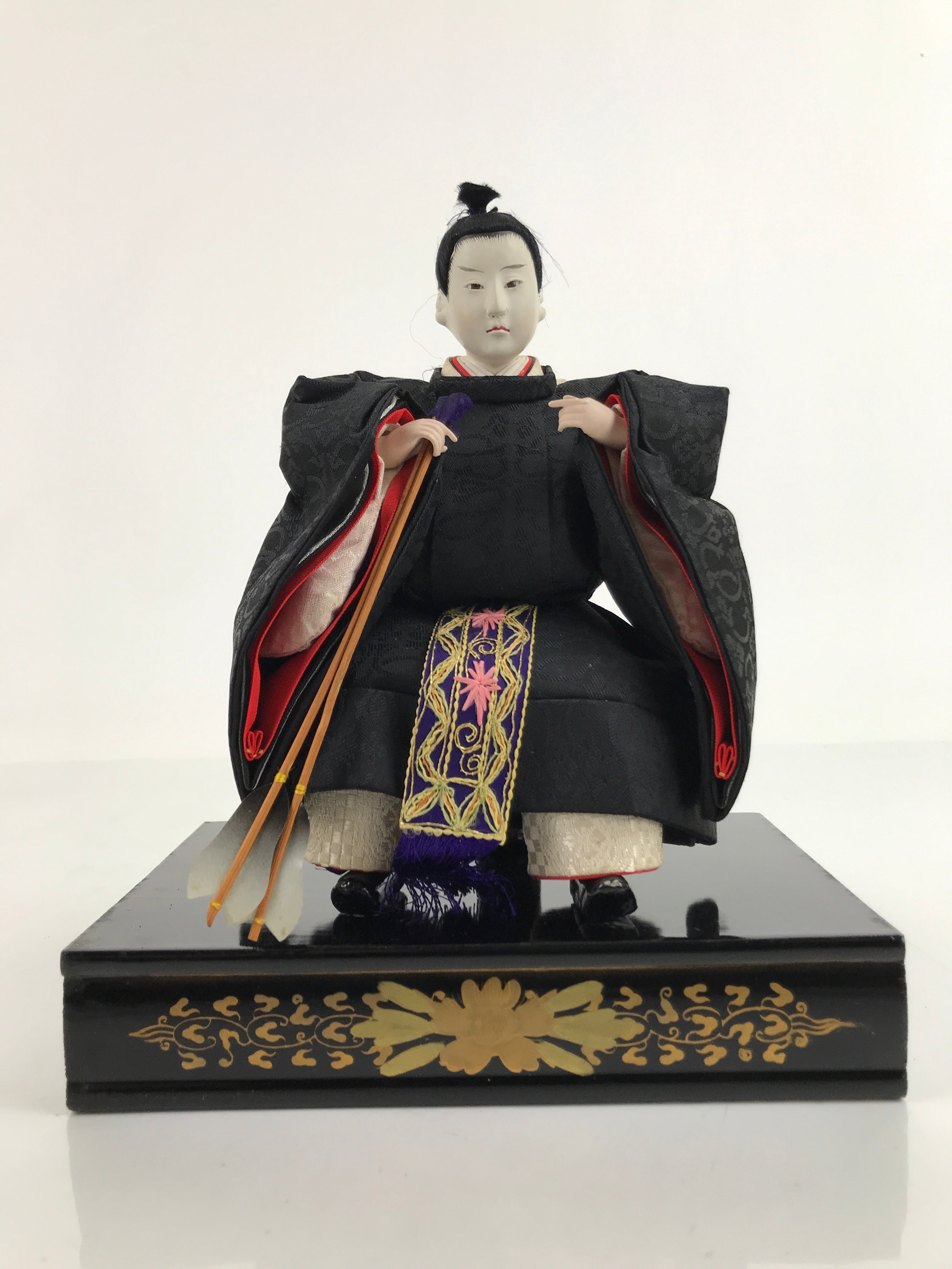 Japanese Girl Festival Young Guard Wood Hina Doll Matsuri Silk Black ID563