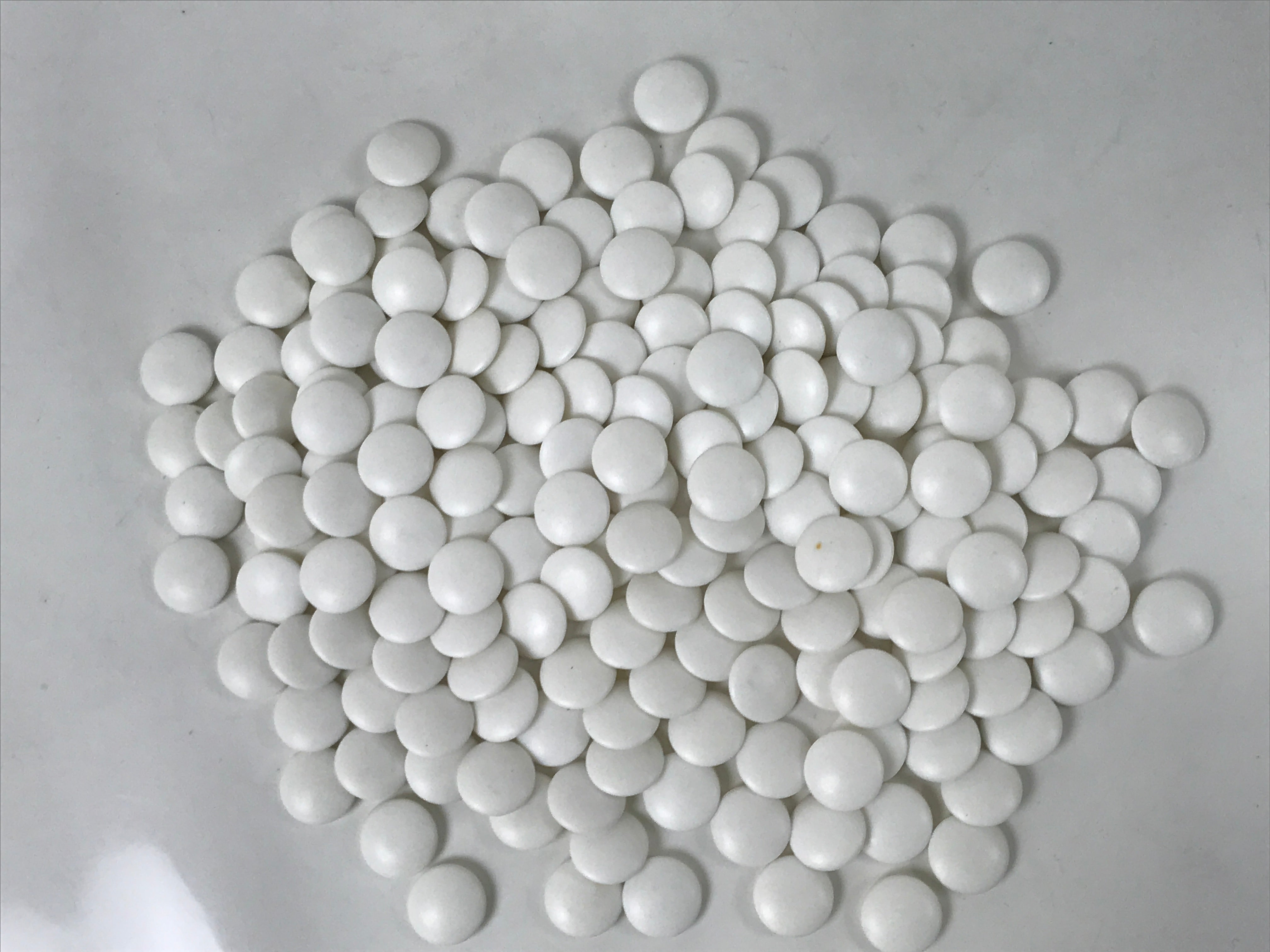 Japanese Go Stone Goishi Game Piece Vtg Traditional Igo White Resin Plastic GO99