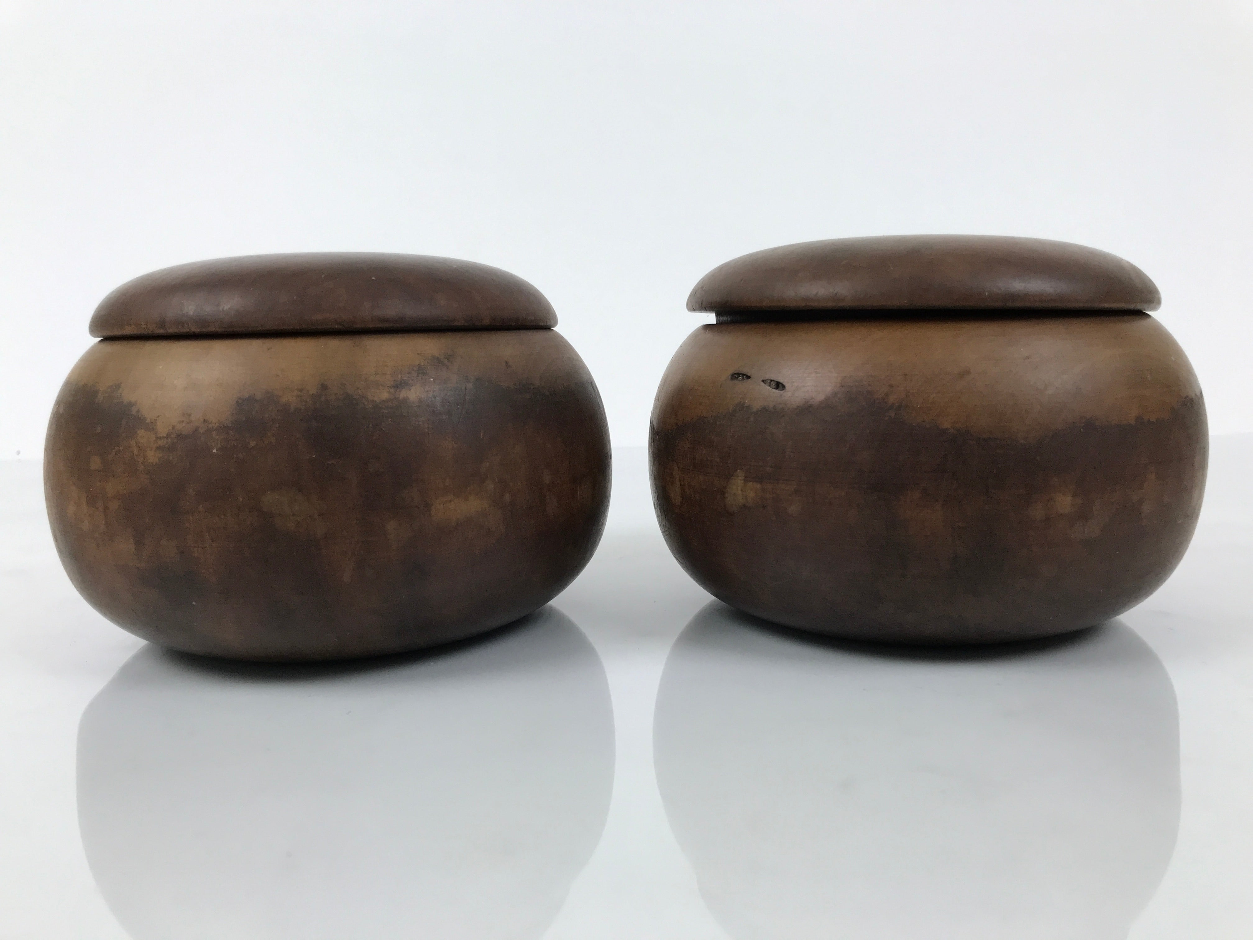 Japanese Go Stone Goishi Game Pieces Set Vtg Igo Brown Wood Bowls Glass GO103