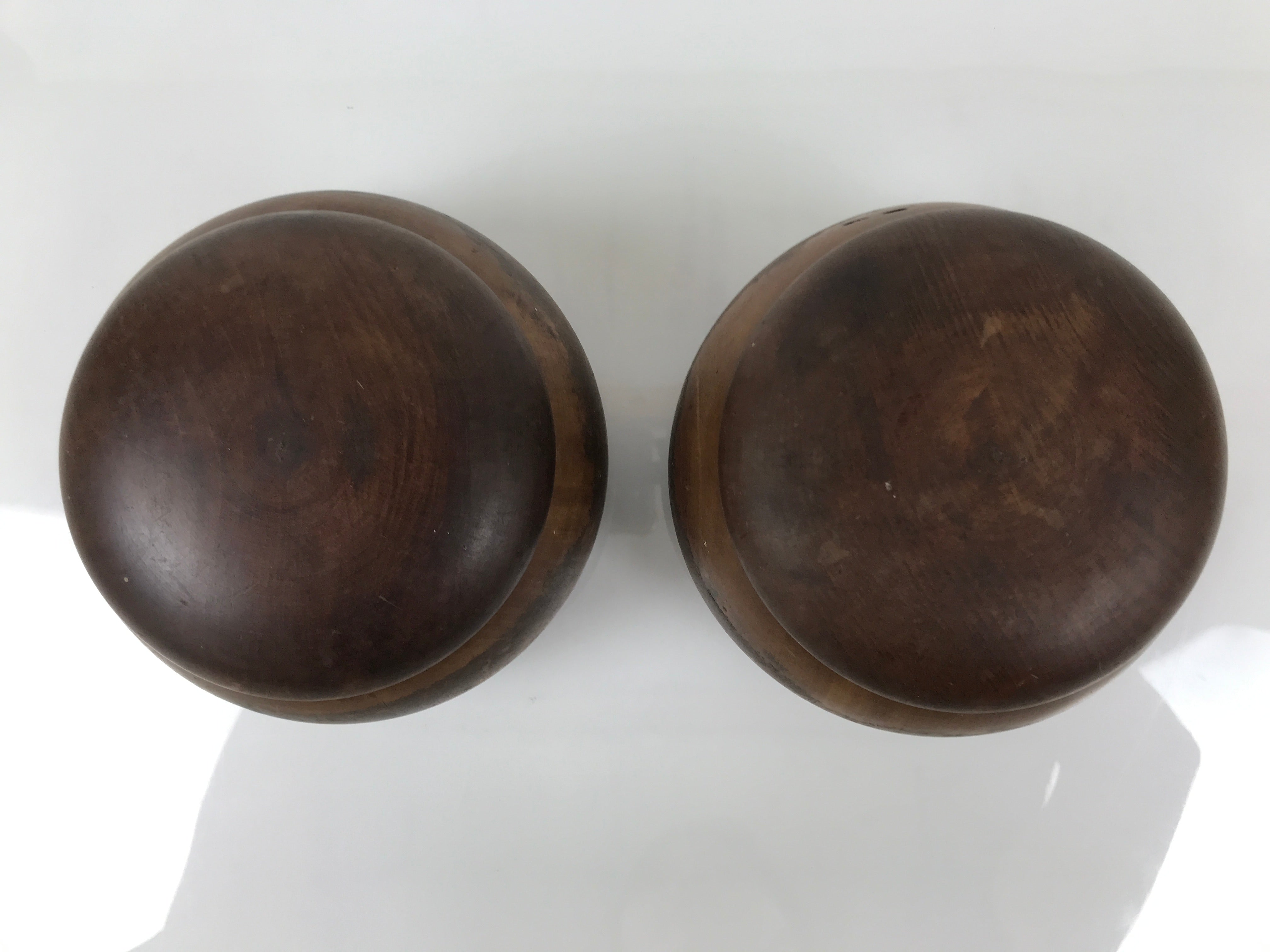 Japanese Go Stone Goishi Game Pieces Set Vtg Igo Brown Wood Bowls Glass GO103