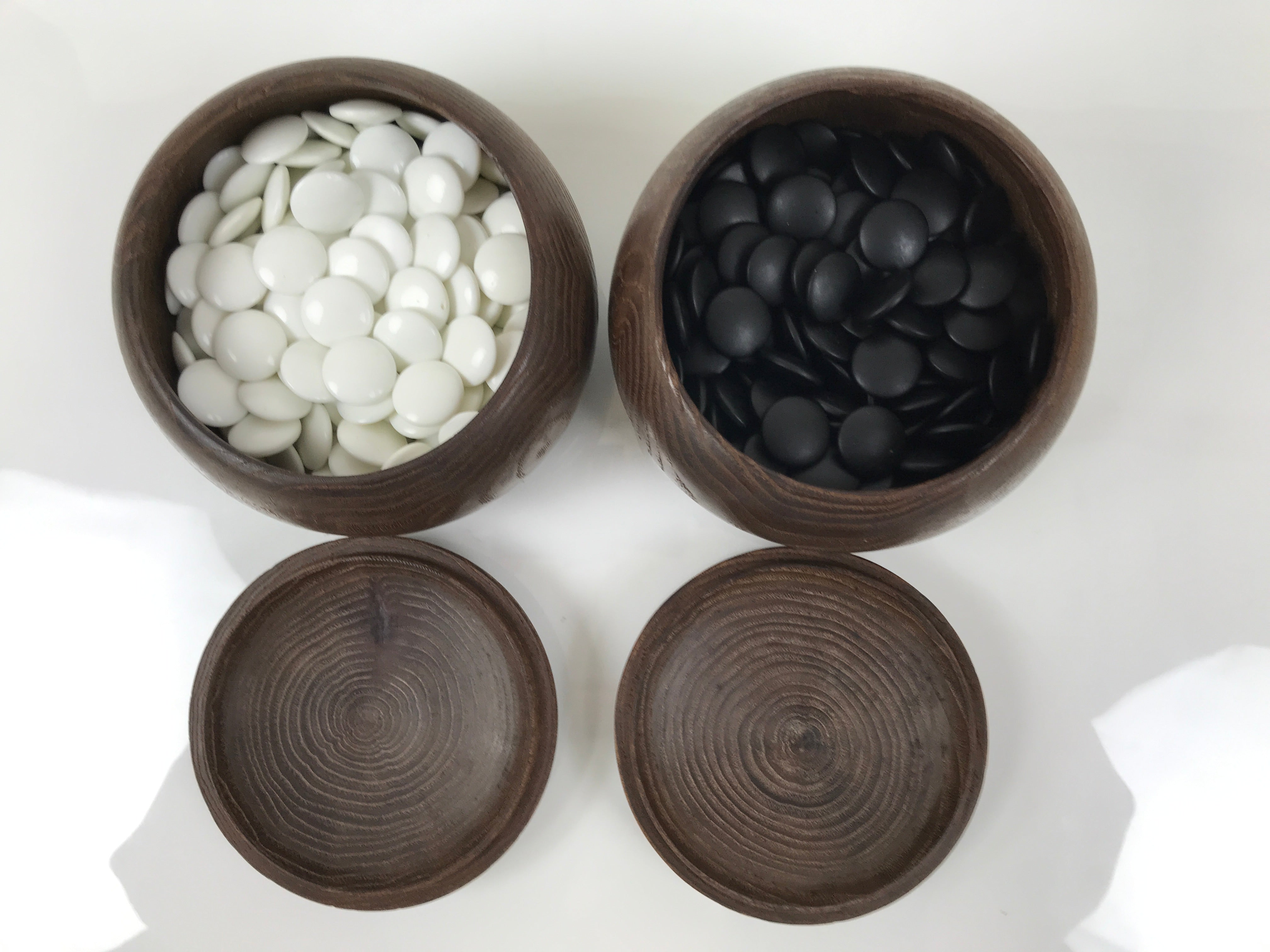 Japanese Go Stone Goishi Game Pieces Set Vtg Igo Brown Wood Bowls Glass GO104