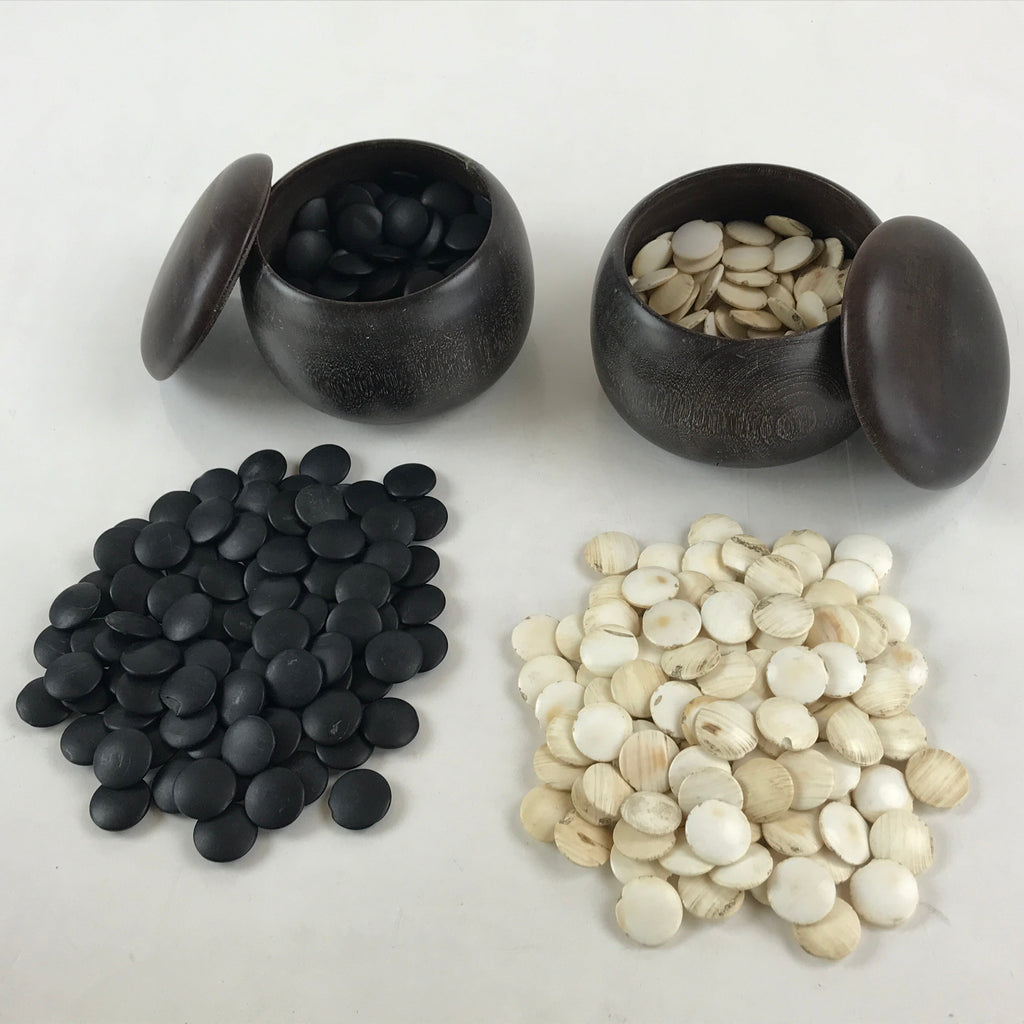 Japanese Go Stone Goishi Game Pieces Vtg Brown Wood Bowls Stone Shell GO83