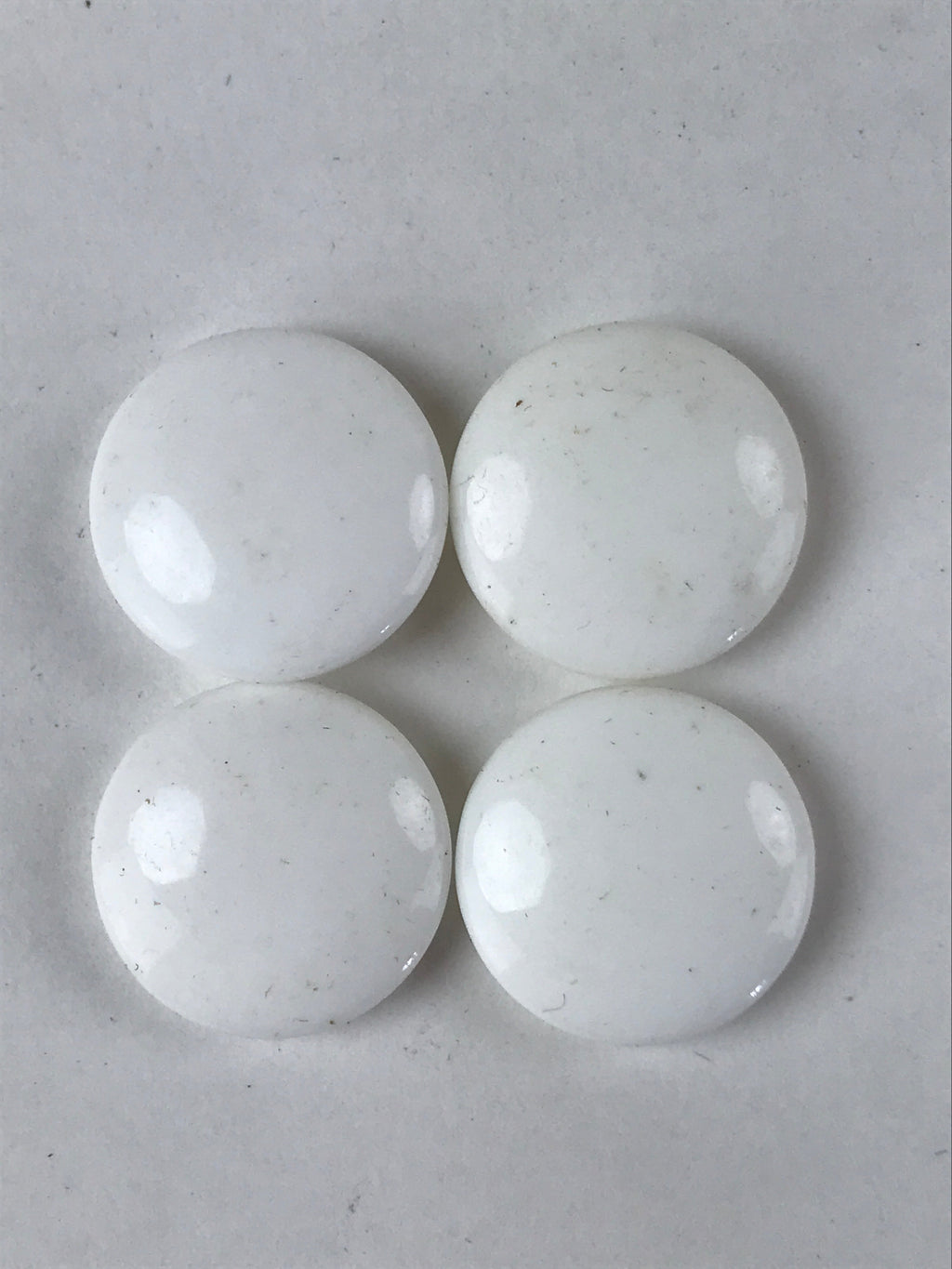 Japanese Go Stone Goishi Game Pieces Vtg Igo Brown Wooden Bowls Glass GO88