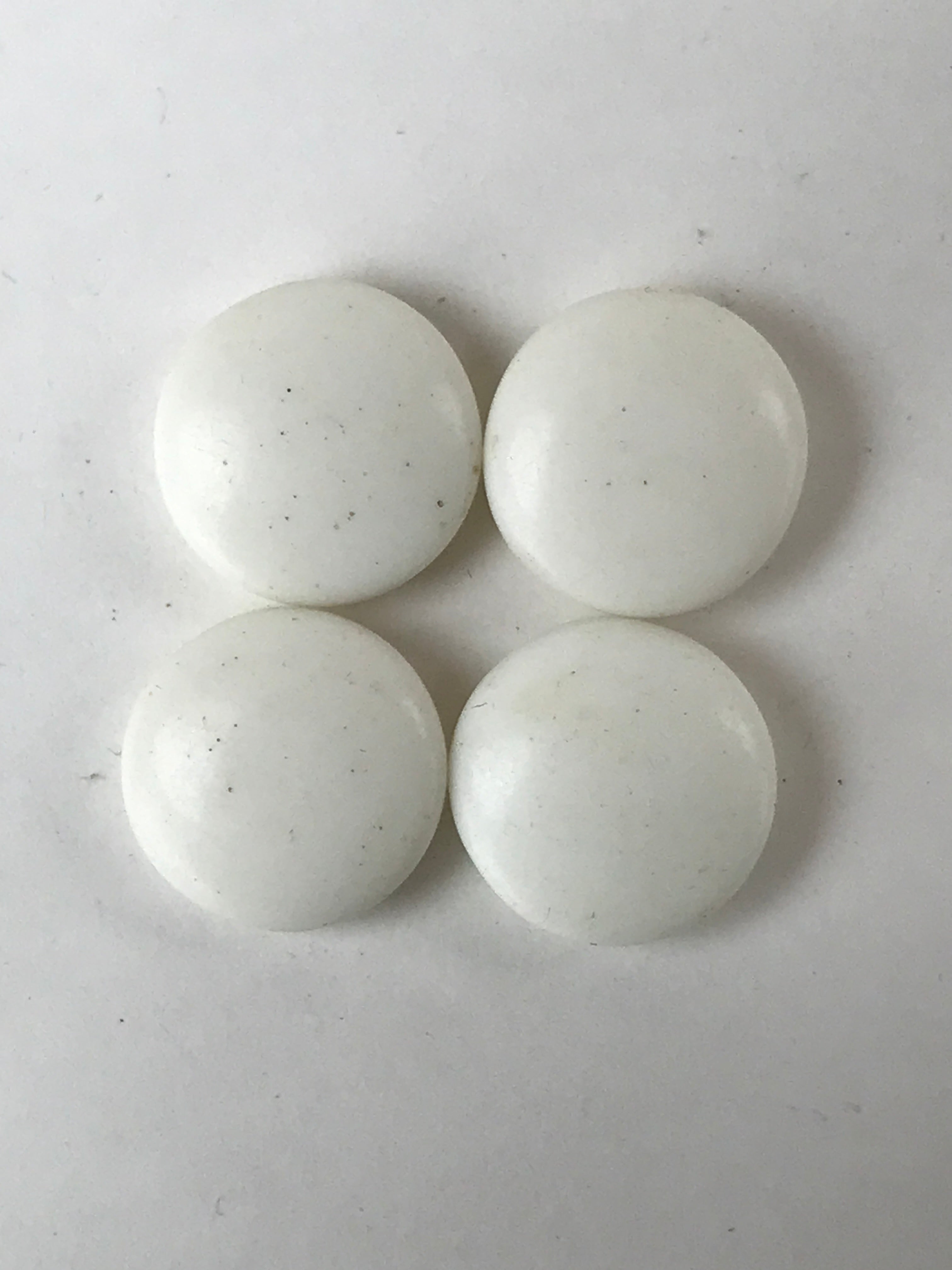 Japanese Go Stone Goishi Game Pieces Vtg Igo Brown Wooden Bowls Glass GO92