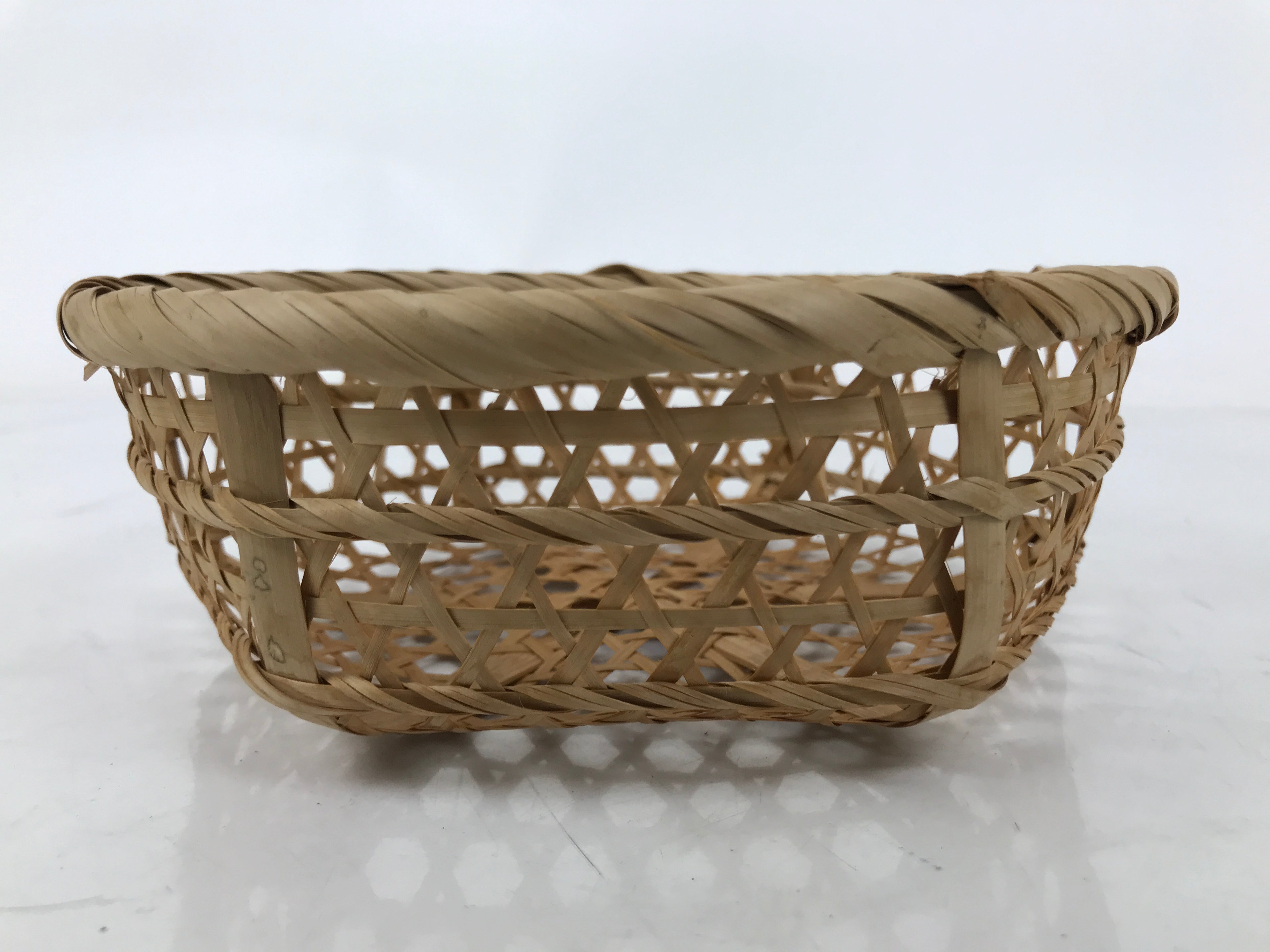 Japanese Hand Woven Bamboo Basket Kago Vtg Mutsume Ami Round Morikago B254