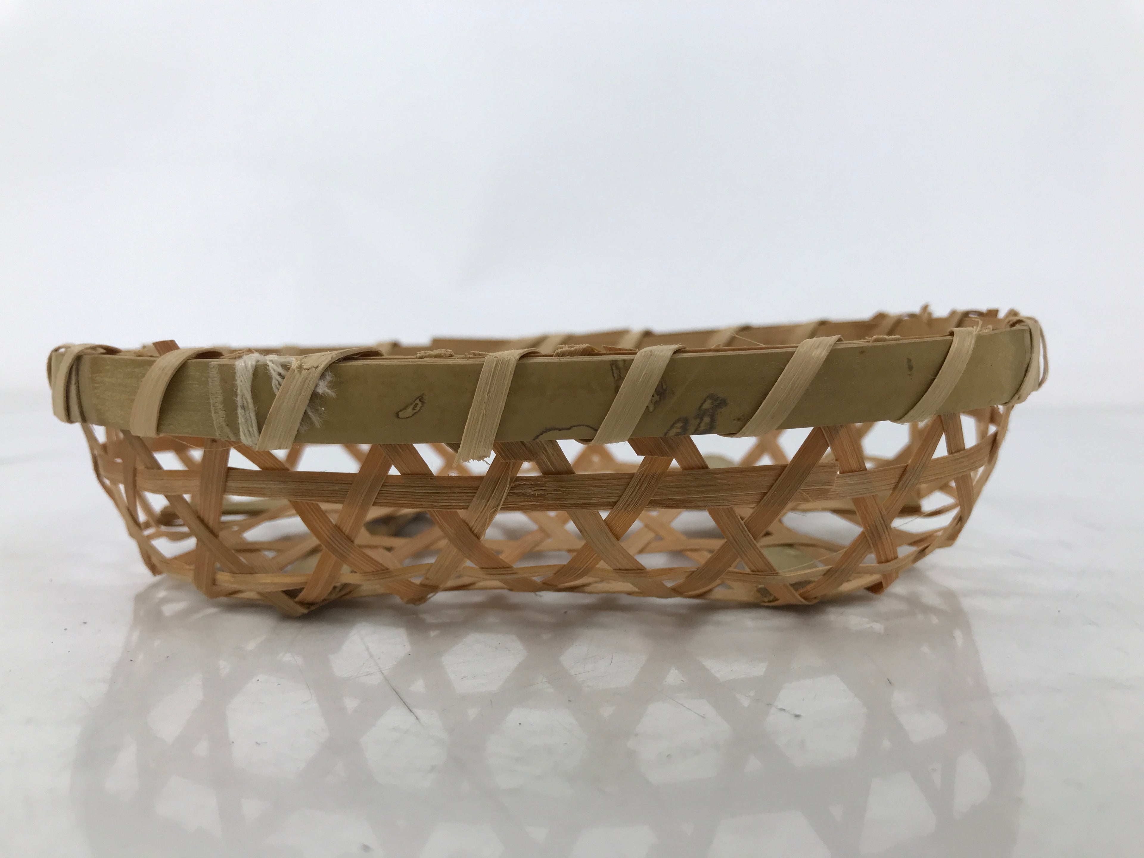 Japanese Hand Woven Bamboo Basket Kago Vtg Mutsume Ami Small Oval Morikago B253