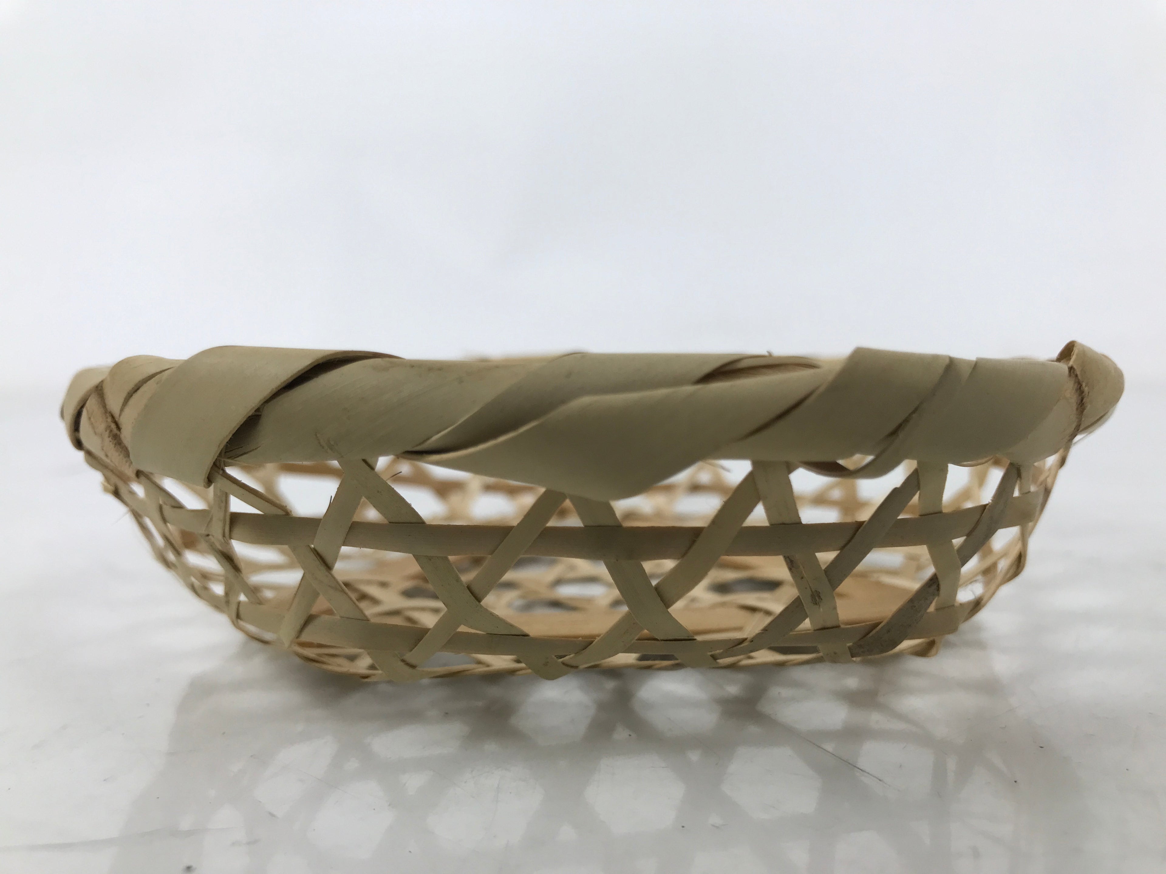 Japanese Hand Woven Bamboo Basket Kago Vtg Mutsume Ami Small Round Morikago B251