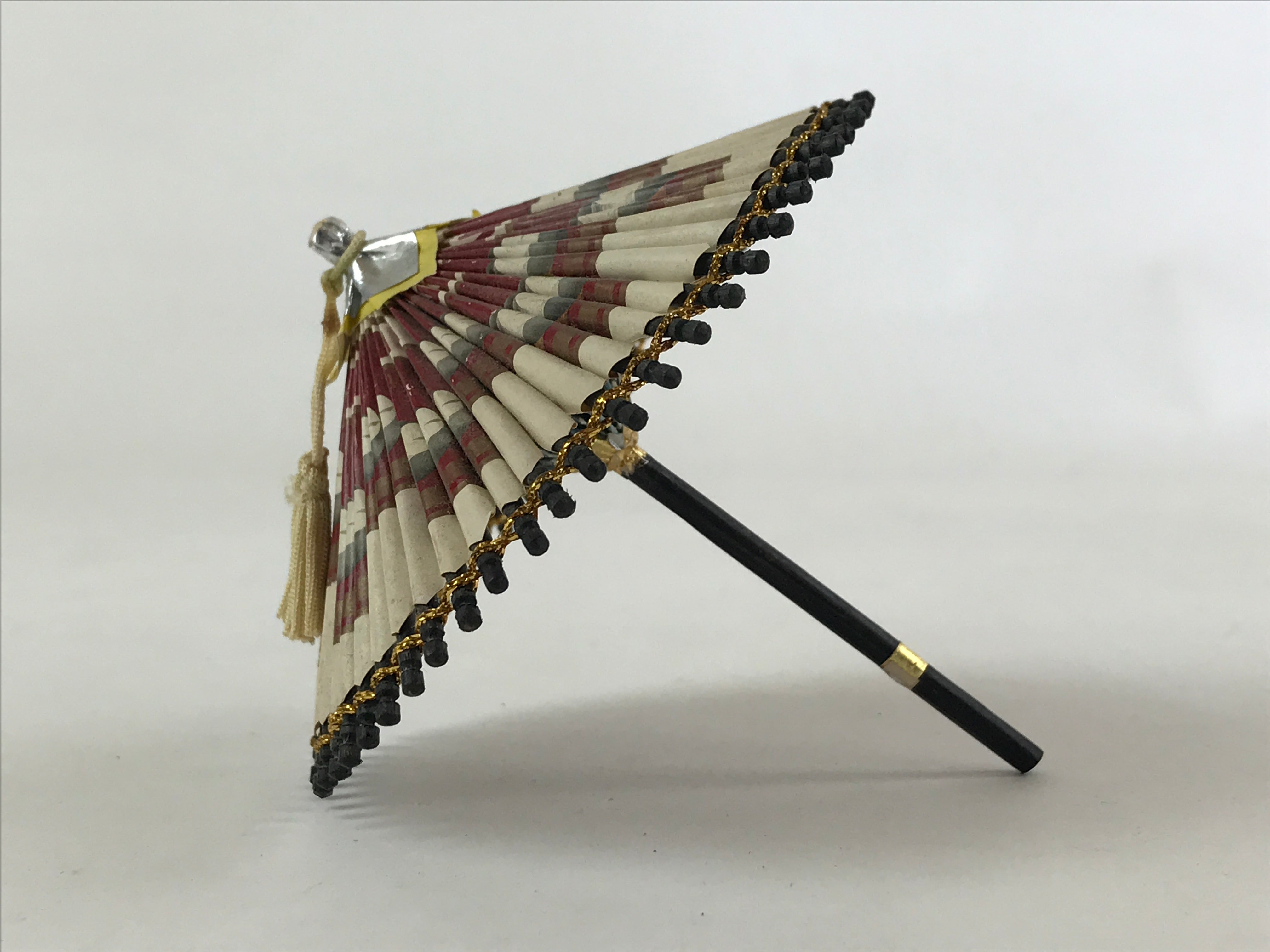 Japanese Handmade Miniature Umbrella Figurine Vtg Kasa Decoration Red JK594