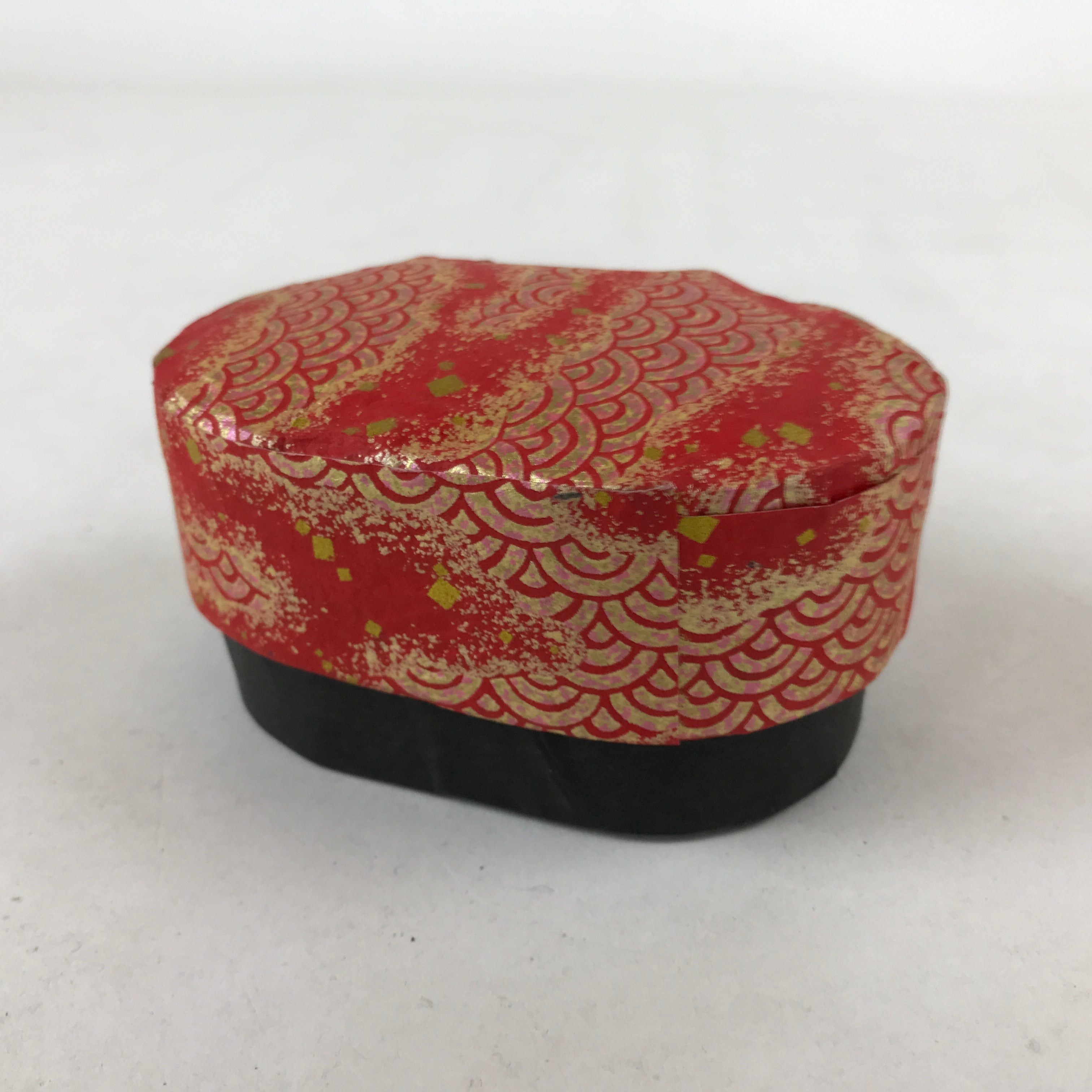 Japanese Handmade Paper Trinket Box Vtg Oval Komono Ire Washi Seigaiha Red JK664