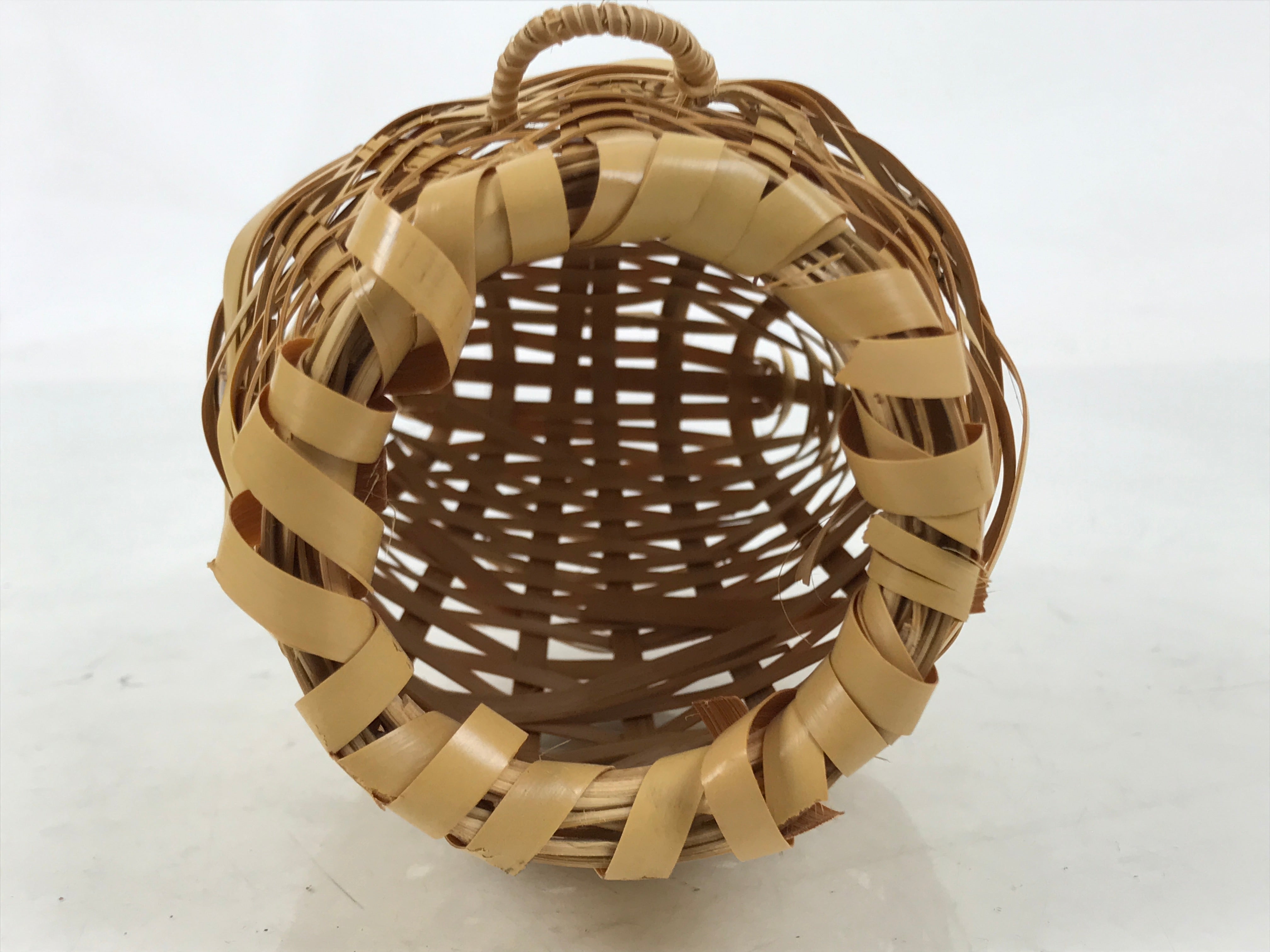 Japanese Handwoven Bamboo Basket Vtg Hanging Kago Ikebana Arrangement Brown B262