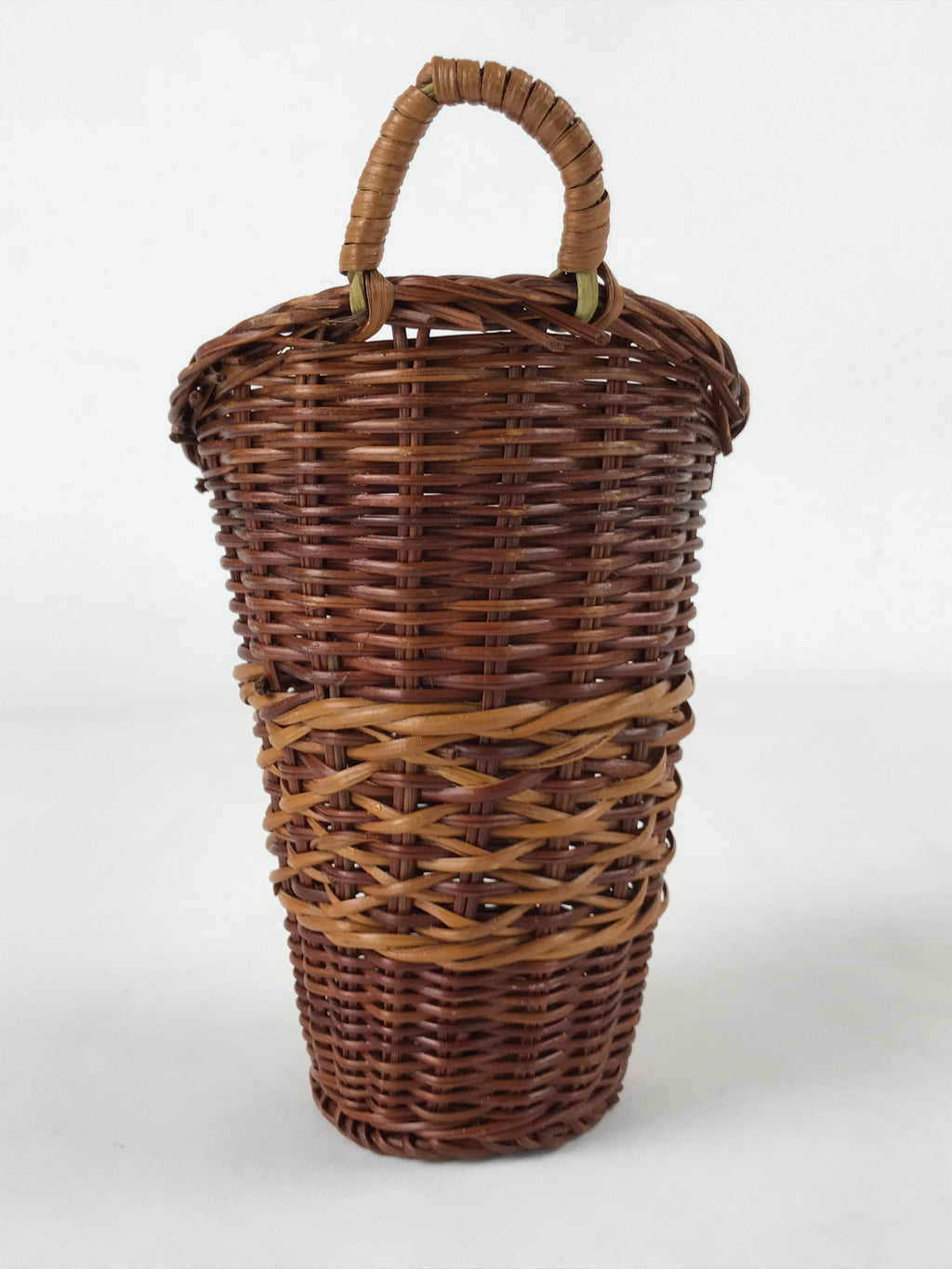 Japanese Handwoven Bamboo Basket Vtg Hanging Small Kago Ikebana Arrangement B232