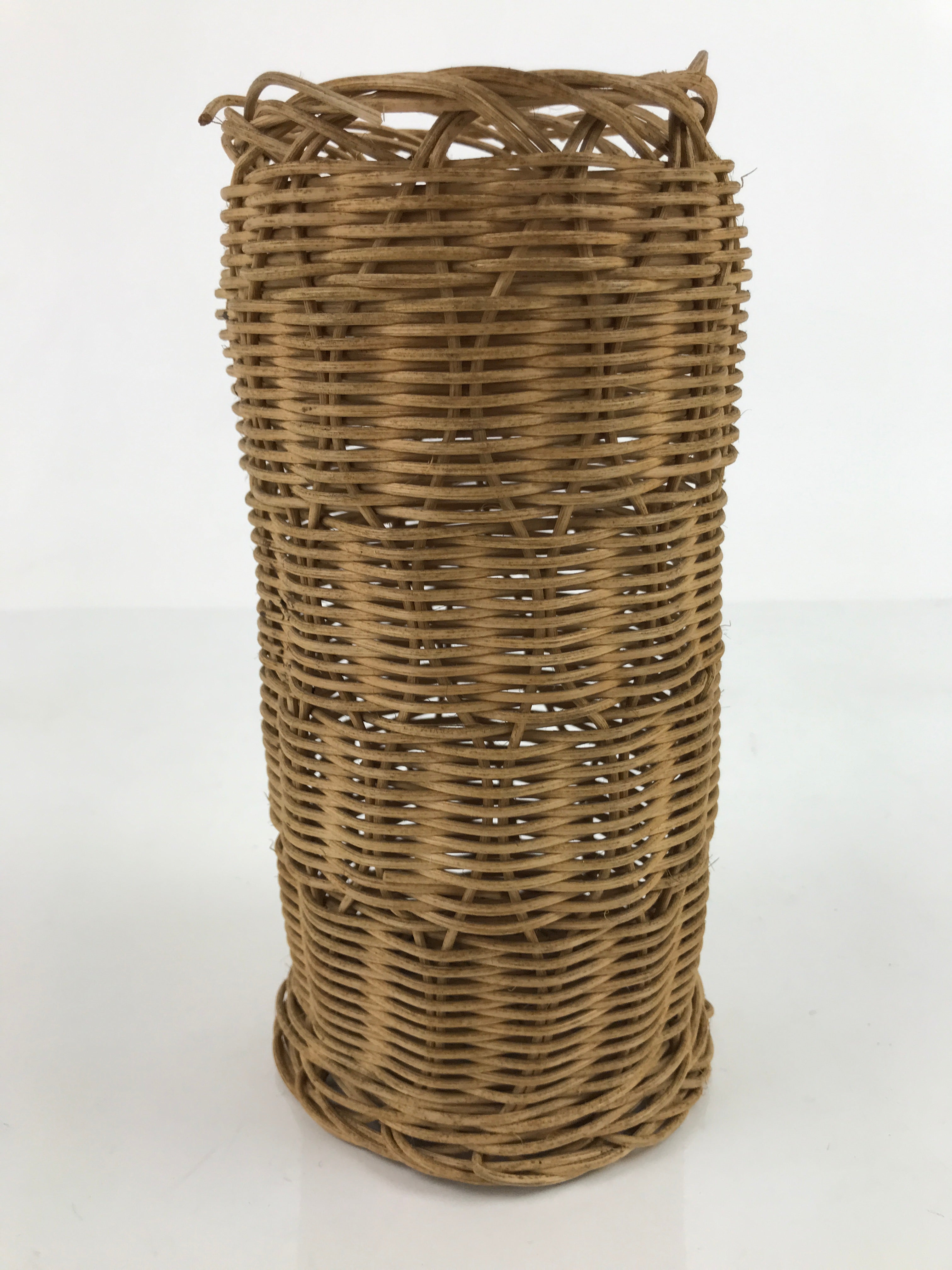 Japanese Handwoven Vine Basket Vtg Kago Ikebana Flower Arrangement Vase B243