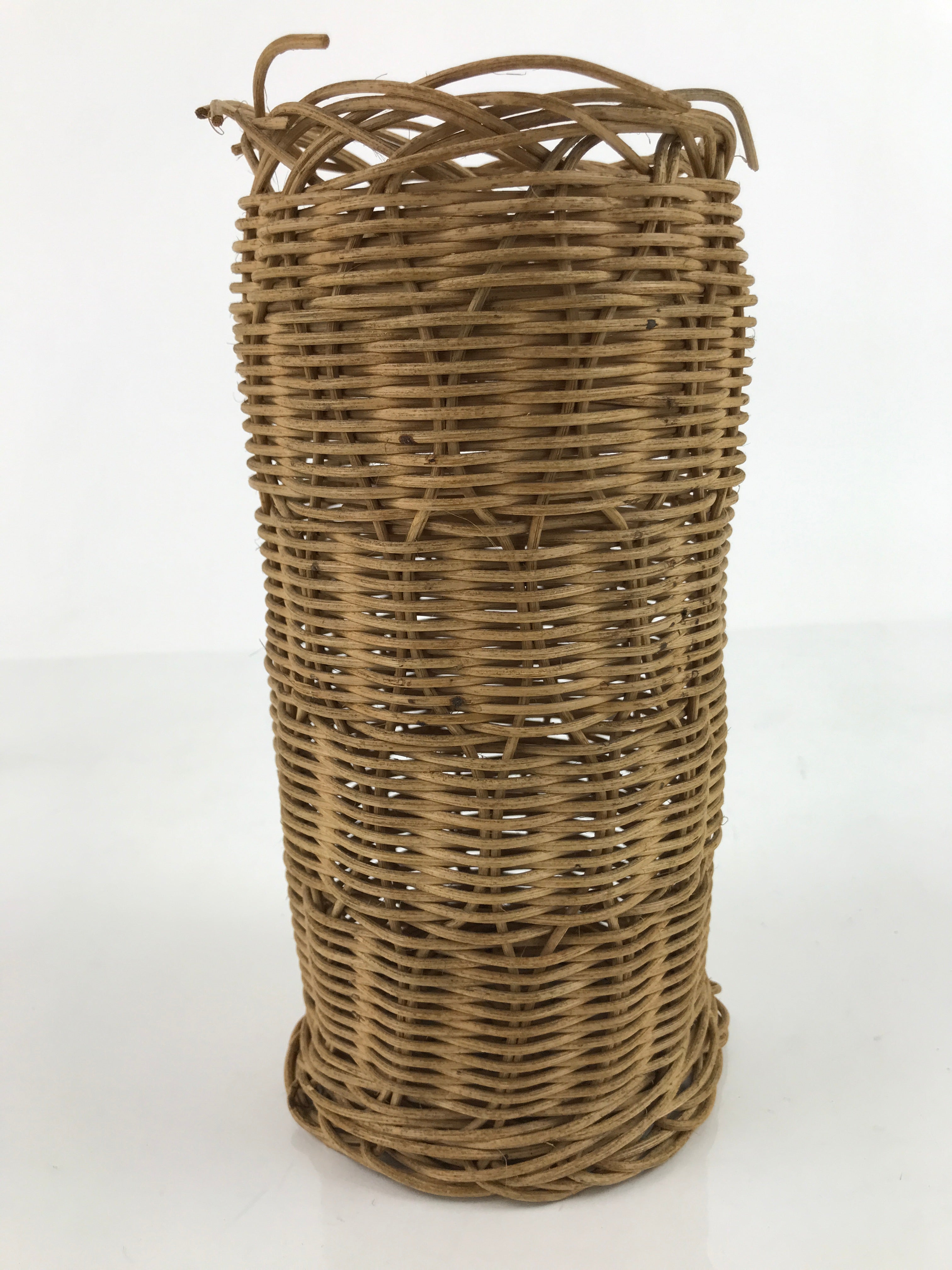 Japanese Handwoven Vine Basket Vtg Kago Ikebana Flower Arrangement Vase B243