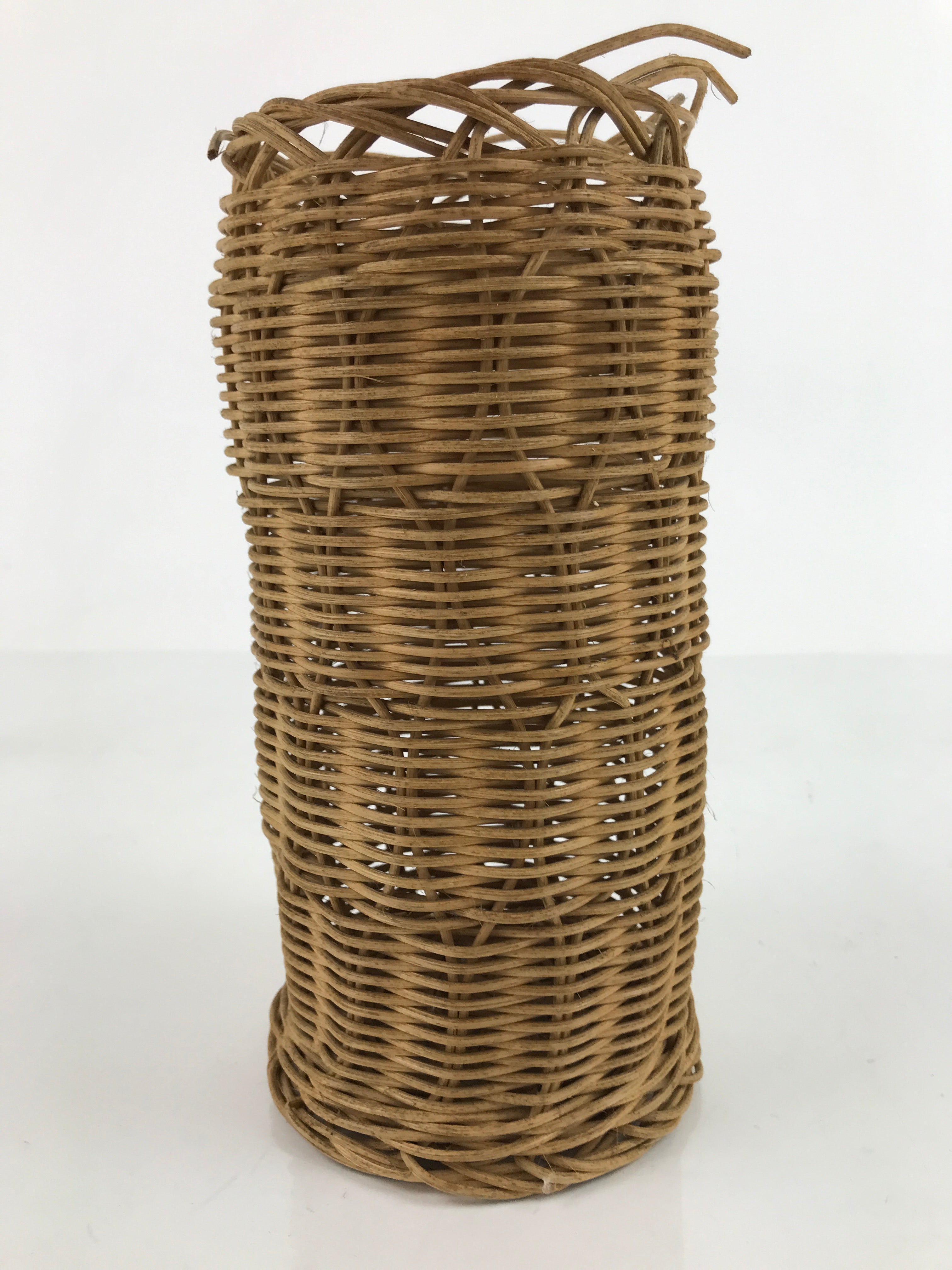 Japanese Handwoven Vine Basket Vtg Kago Ikebana Flower Arrangement Vase B243